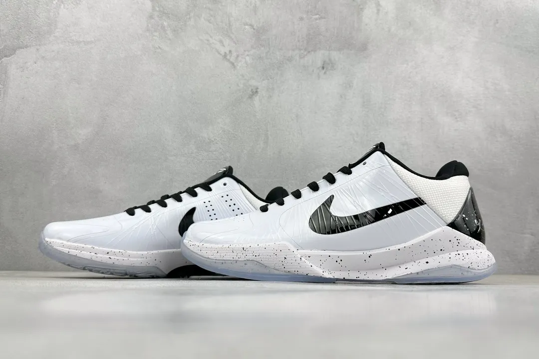 NK Zoom Kobe 5 Protro – White Black – High-Quality Rep Shoes with Replica Design SmartChoice 1467