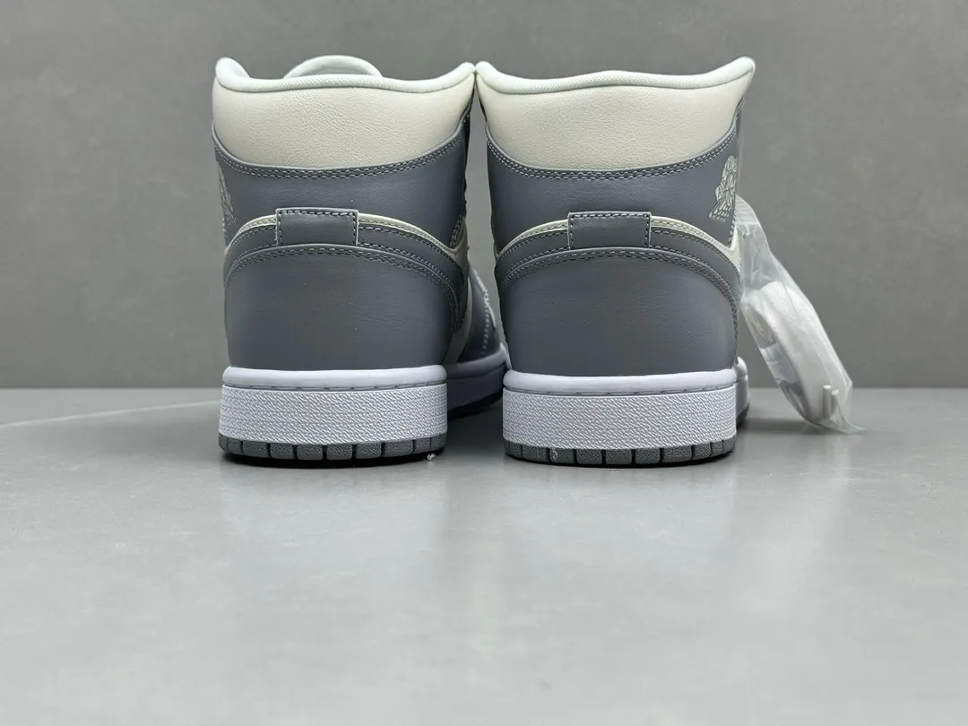Fashionable Nike AJ1 Mid Grey White Basketball Shoes – Rep Shoes & Replica Nike Sneakers – Sizes 36-46 (Including Half Sizes 1228