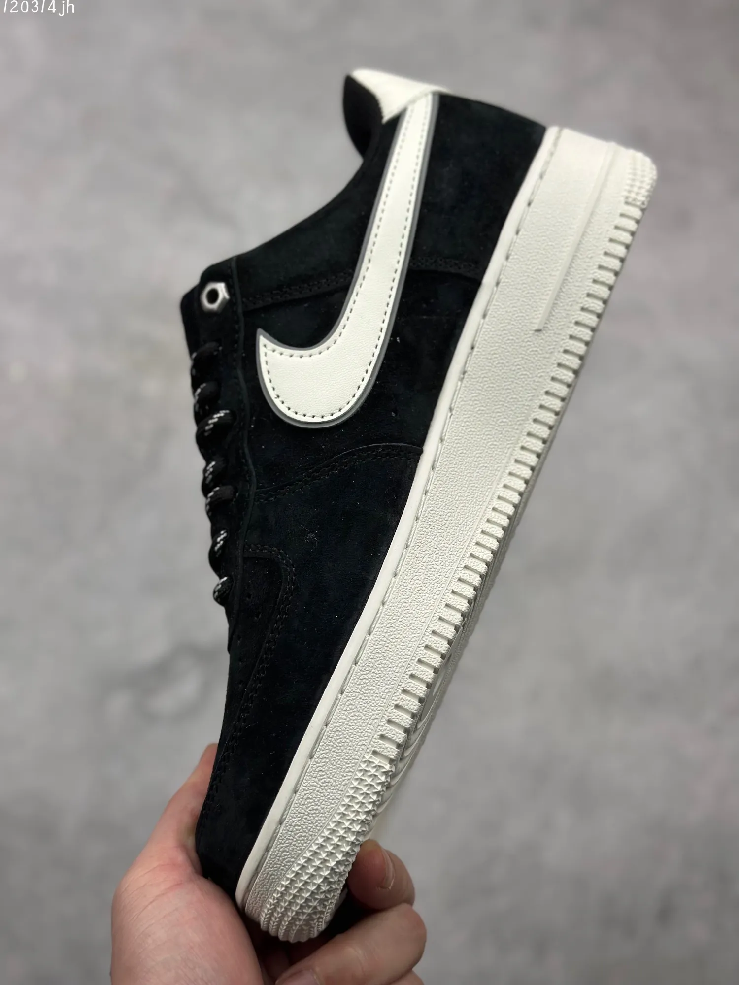 Nike Air Force 1 ’07 Low Black White  Sneakers – Best Replica Sneakers & Rep Shoes – AA1366- Supportive 1007