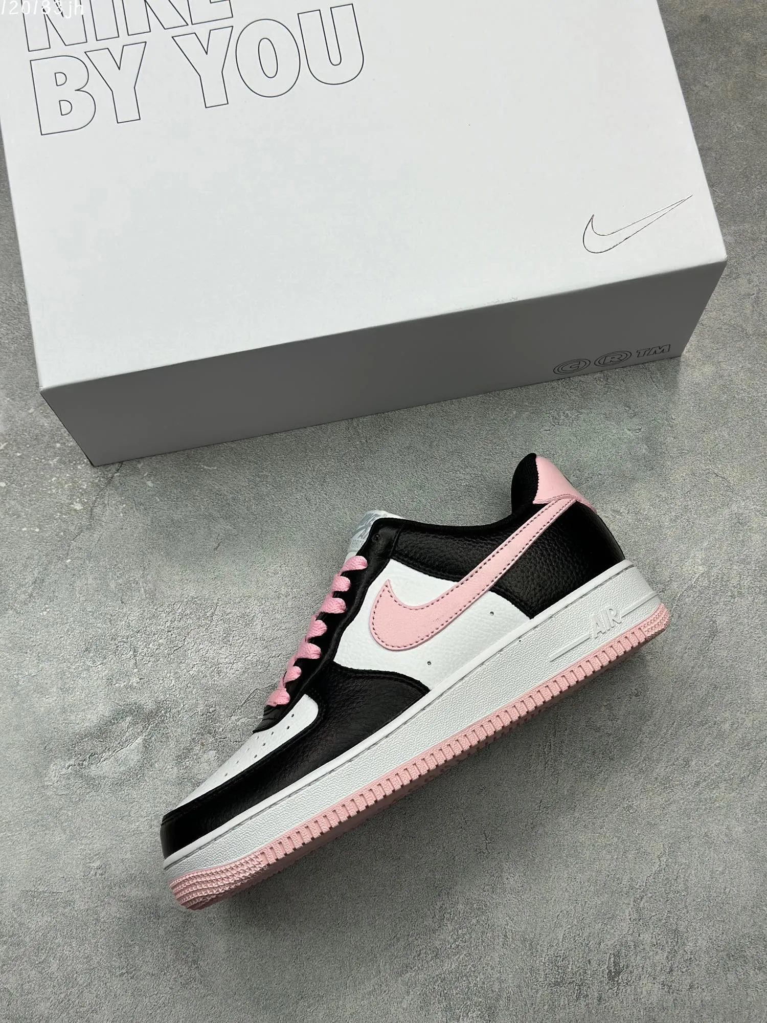 NewStyle Nike Air Force 1 ’07 Low  Shoes – Black White Pink, Best Replica Sneakers, Style: AA1366- 1009