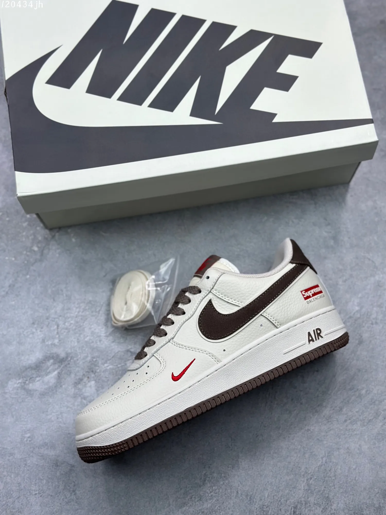 Nike Air Force 1 ’07 Low  Shoes – Brown White – Best Replica Sneakers Original Version (AA1366- Vibrant 1003