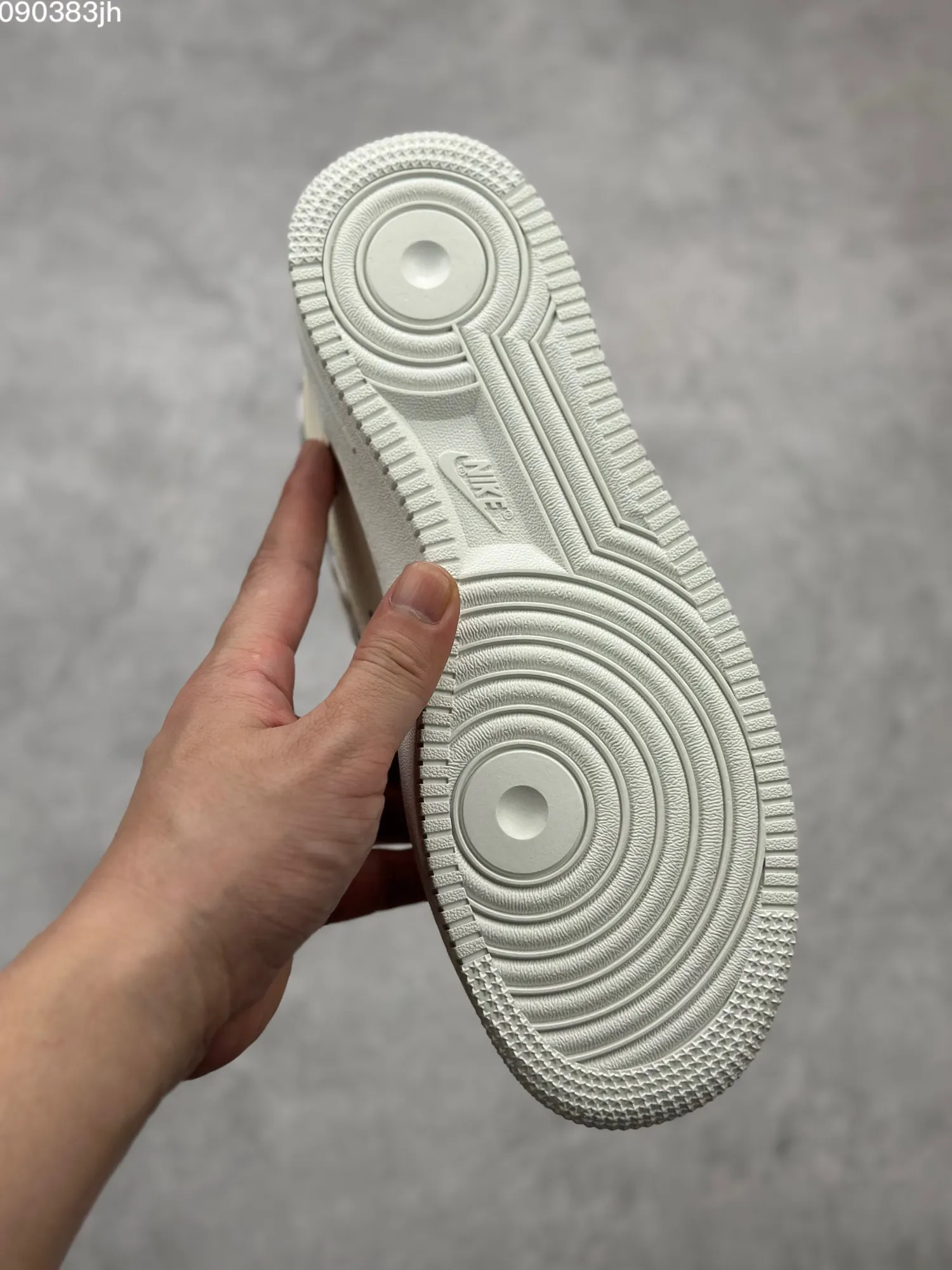 Nike Air Force 1 ’07 Low Cream Metallic Swoosh  Sneakers – Top Rep Shoes & Best Replica Sneakers – DB3301- Breathable 1043