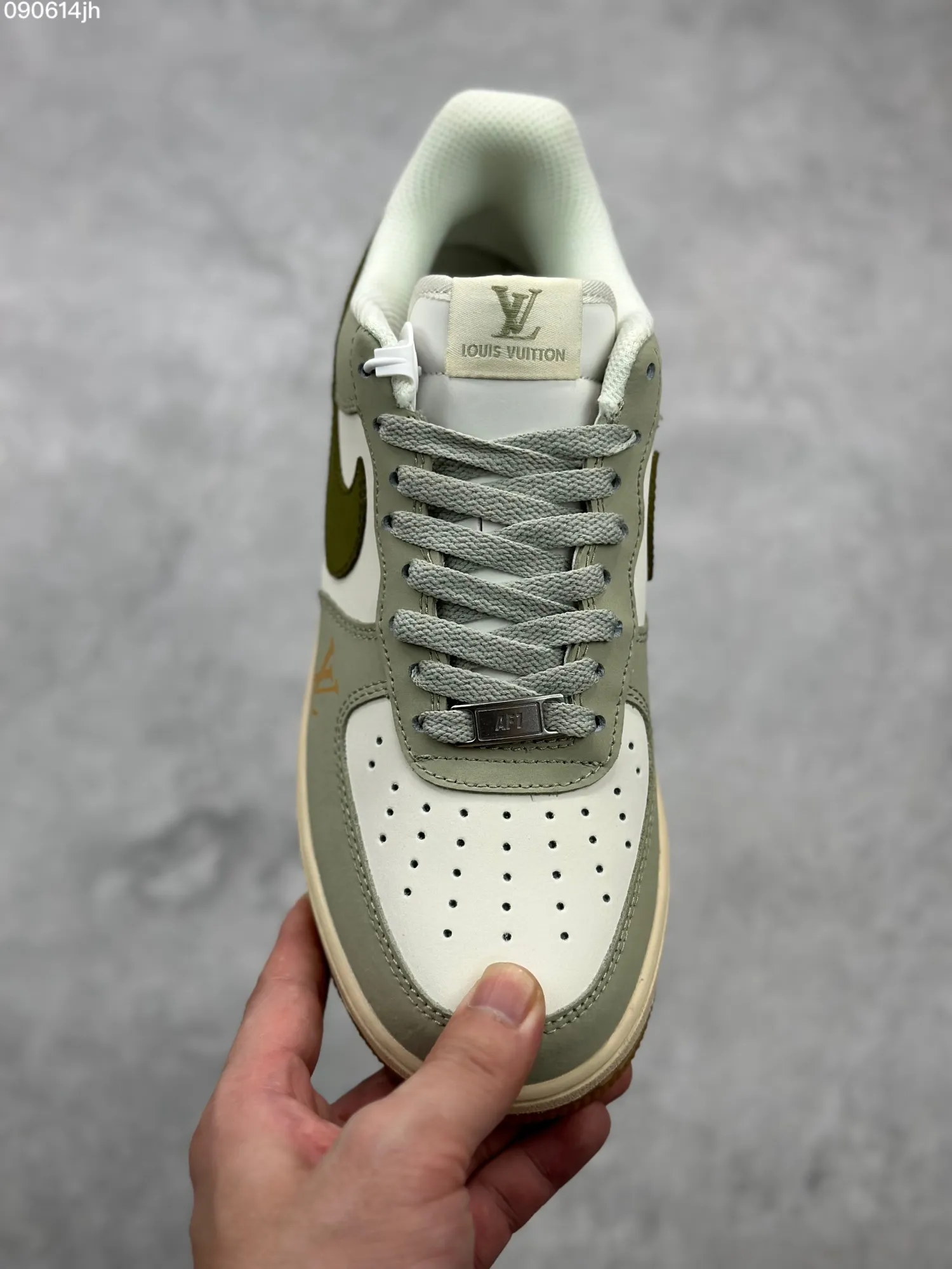 ZeroBulk Nike Air Force 1 ’07 Low White Olive Green  Sneakers – Top Rep Shoes & Best Replica Sneakers – DB3301- 1039