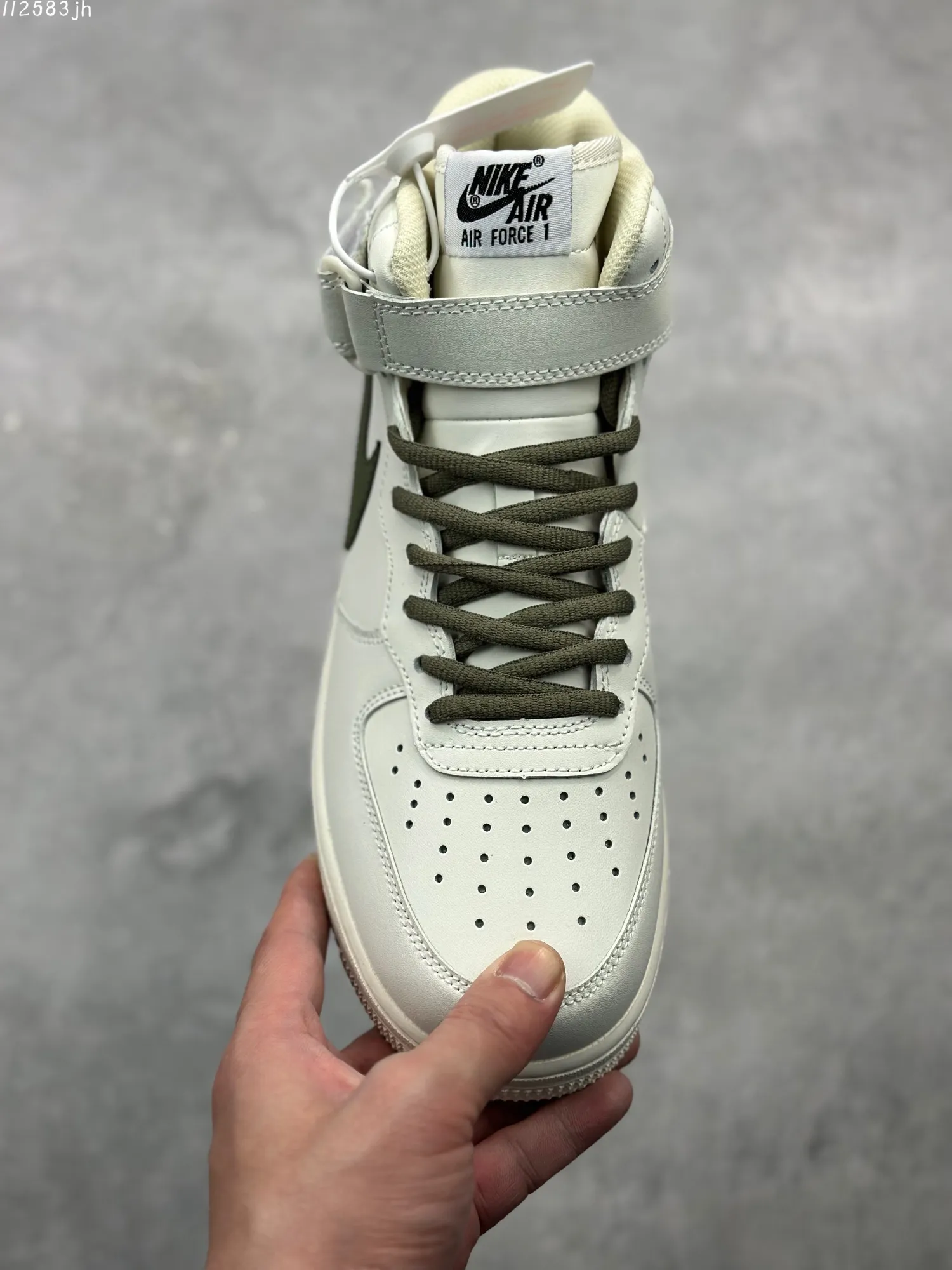 Breathable Nike Air Force 1 ’07 Mid – Cream Olive Green – Authentic Style Rep Shoes – Best Replica Sneakers (LZ6819- 1014