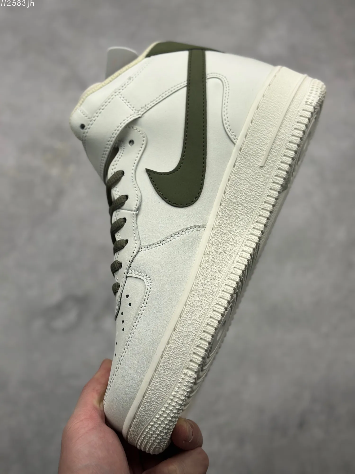 Breathable Nike Air Force 1 ’07 Mid – Cream Olive Green – Authentic Style Rep Shoes – Best Replica Sneakers (LZ6819- 1014
