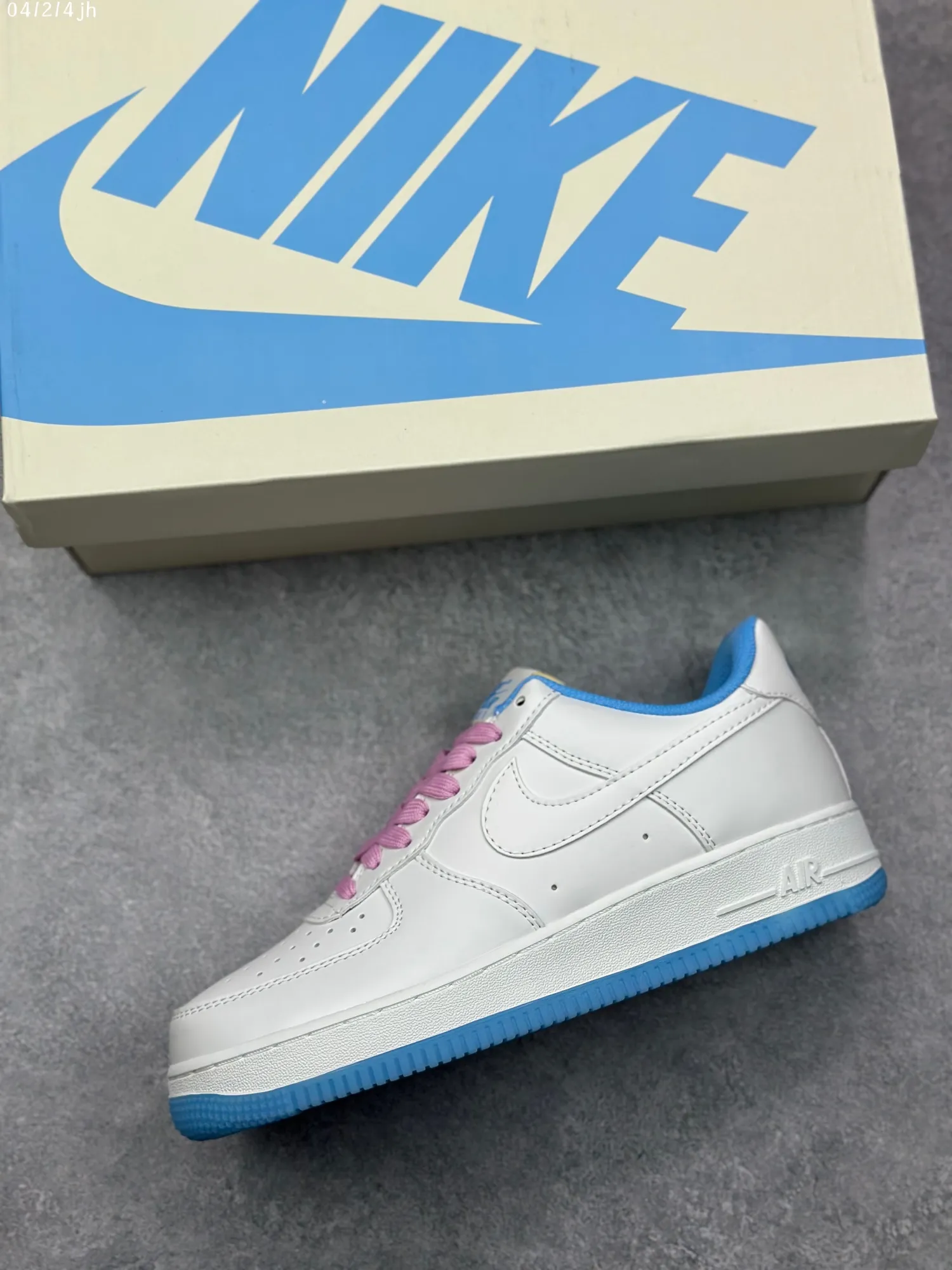 DailyWear Nike Air Force 1 Low ’07 “Color-Changing” White Blue Pink  Sneakers – High Quality Rep Shoes, Size 36- 1077