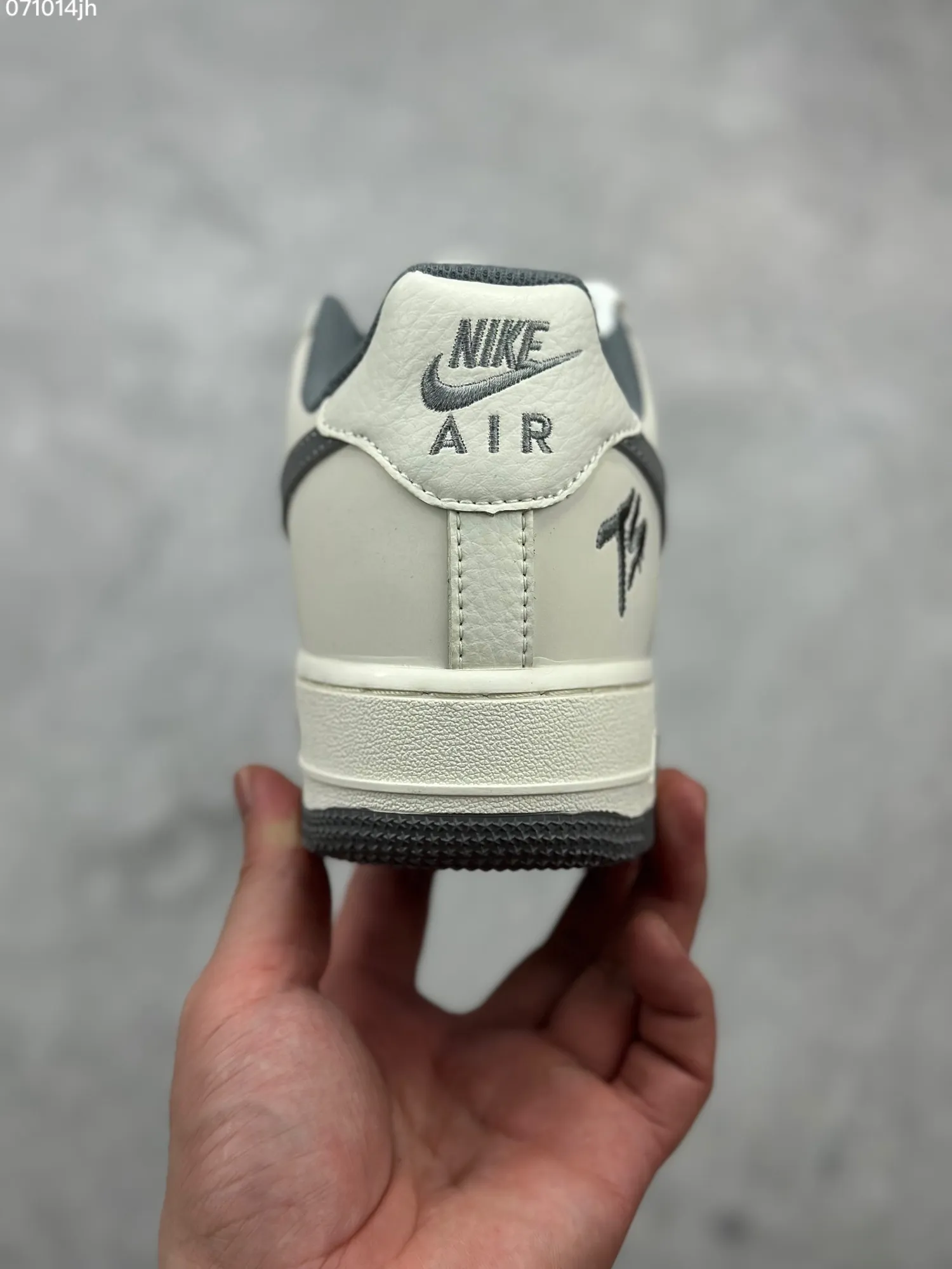 Sophisticated Nike Air Force 1 Low ’07 “Cream Grey”  Sneakers – Custom Leather, Full Air Sole, Various Sizes, Top Rep Shoes, Best Replica Sneakers 1058