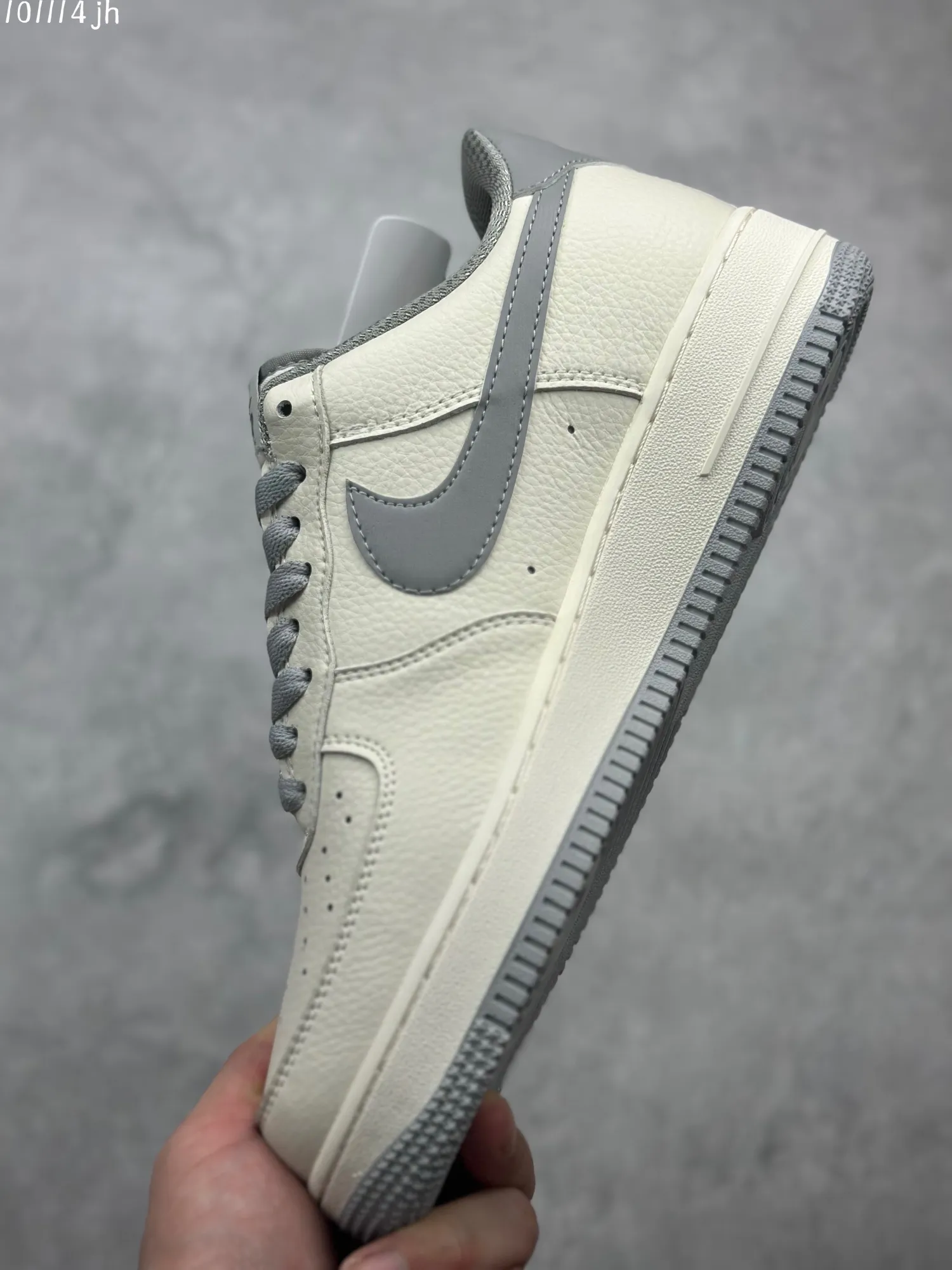 Efficient Nike Air Force 1 Low ’07 “Light Bone Grey” Custom Leather Sneakers – Top Rep Shoes & Best Replica Sneakers – Multiple Sizes Available 1029
