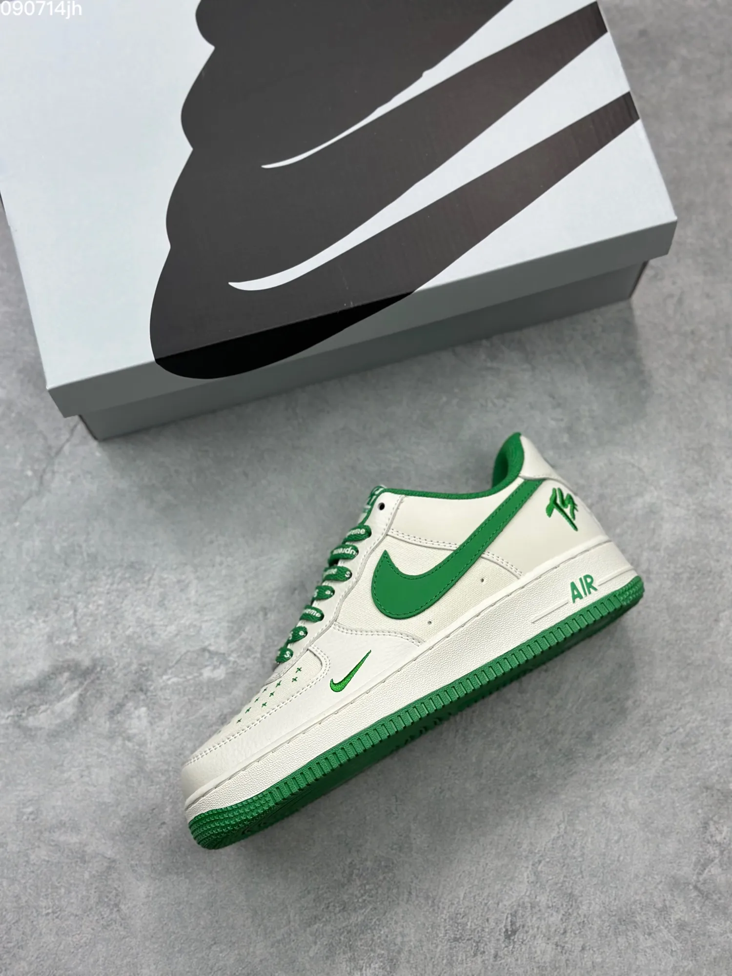 OnTrend Nike Air Force 1 Low ‘Green White’ – PF9055-752 – Authentic  Version with Top Rep Shoes and Best Replica Sneakers Style 1035