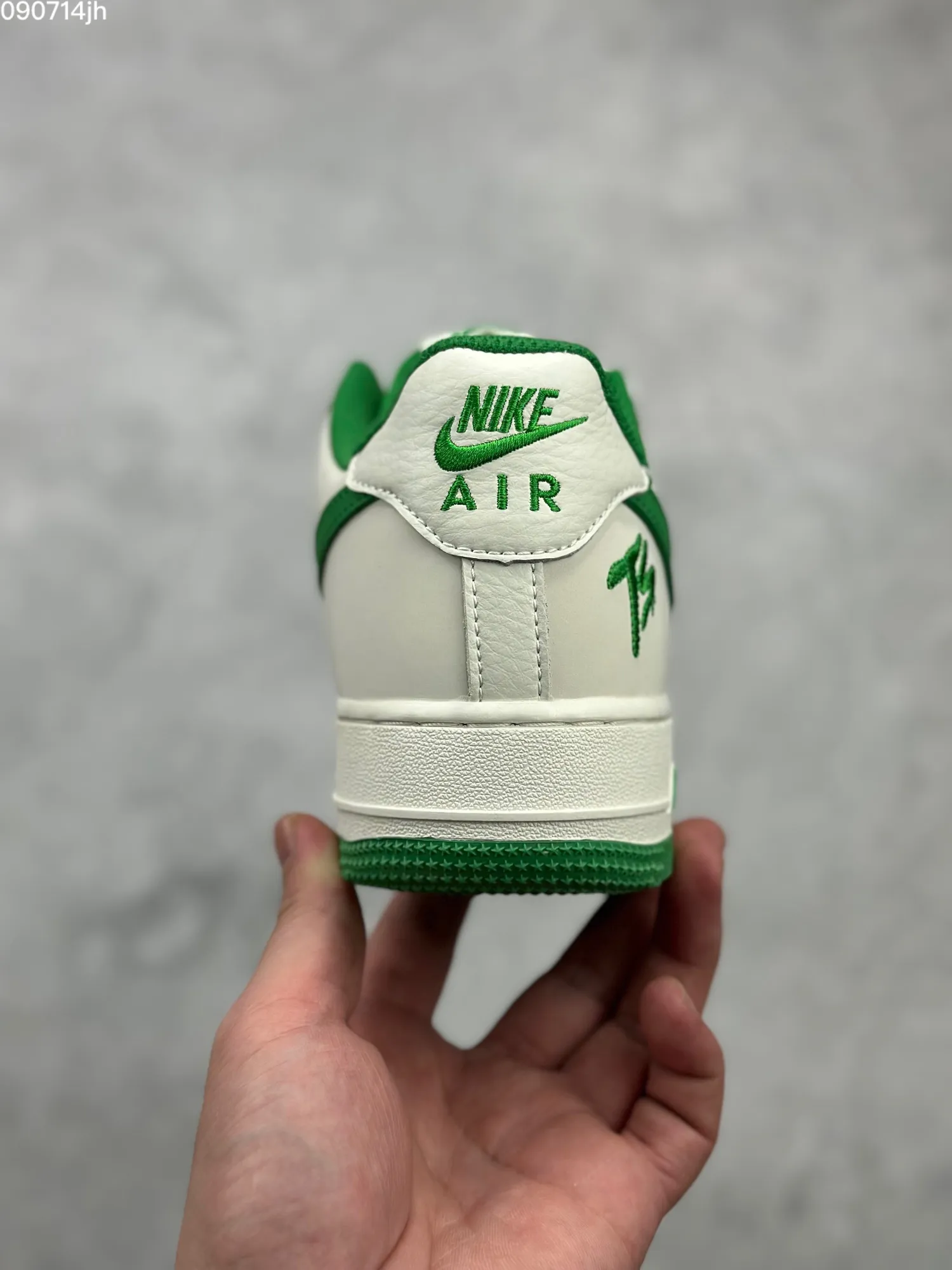 OnTrend Nike Air Force 1 Low ‘Green White’ – PF9055-752 – Authentic  Version with Top Rep Shoes and Best Replica Sneakers Style 1035