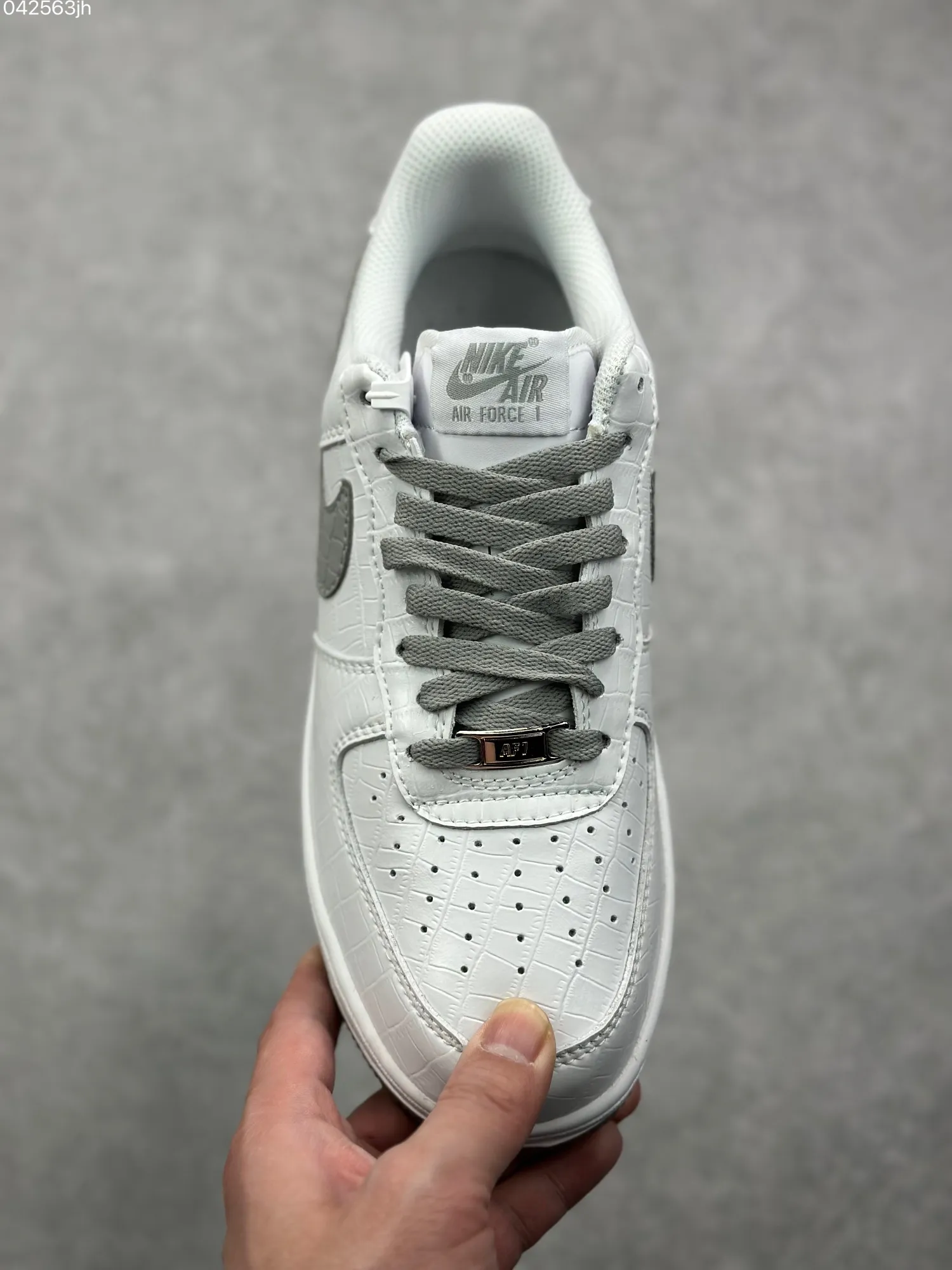 Nike Air Force 1 Low Ladainian Tomlinson – White Grey, Low-Top  Sneakers, Custom Snake Skin Leather, Crystal Sole, High Quality Rep Shoes, SKU: DD0614- StreetReady 1075