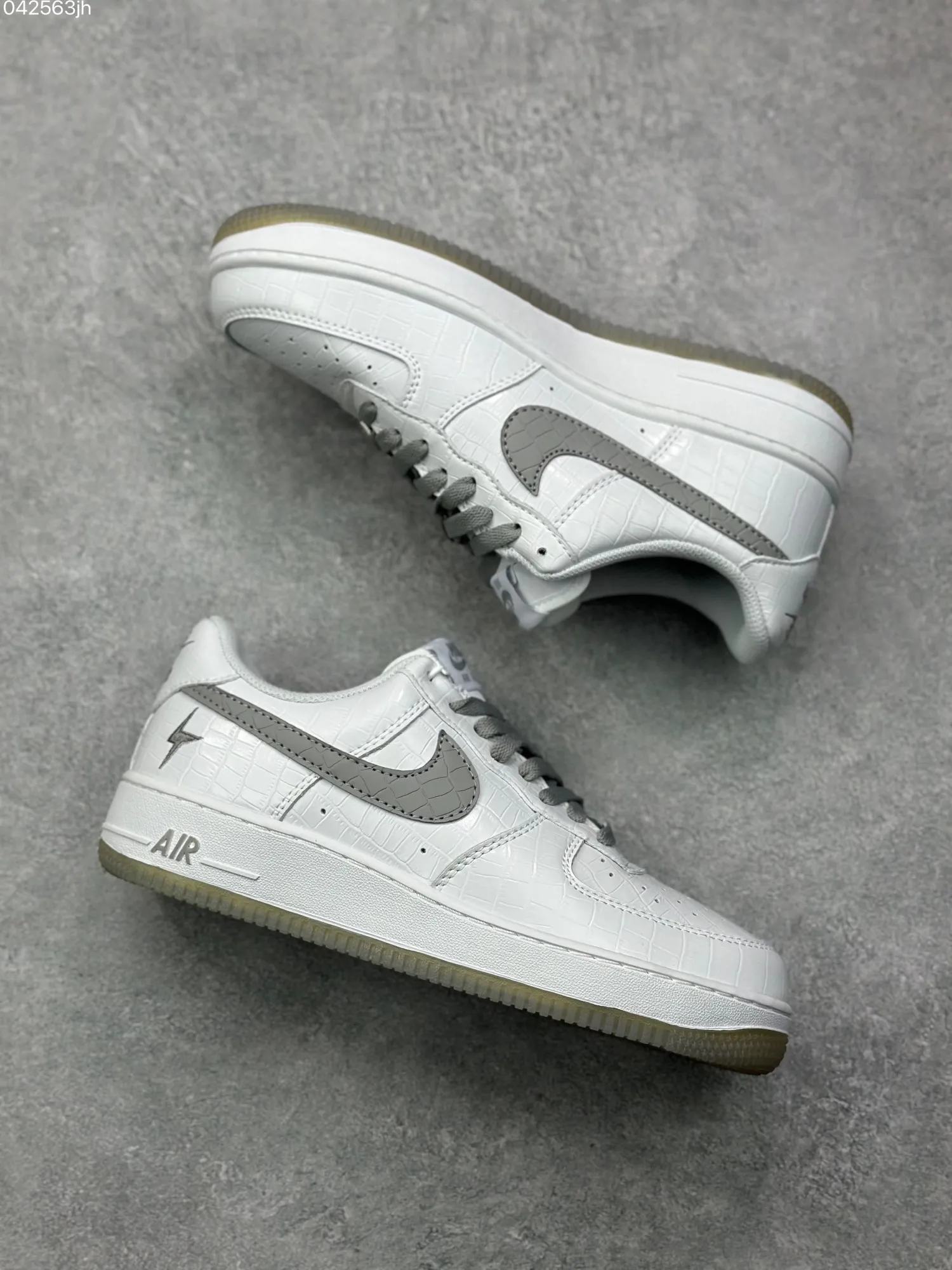 Nike Air Force 1 Low Ladainian Tomlinson – White Grey, Low-Top  Sneakers, Custom Snake Skin Leather, Crystal Sole, High Quality Rep Shoes, SKU: DD0614- StreetReady 1075