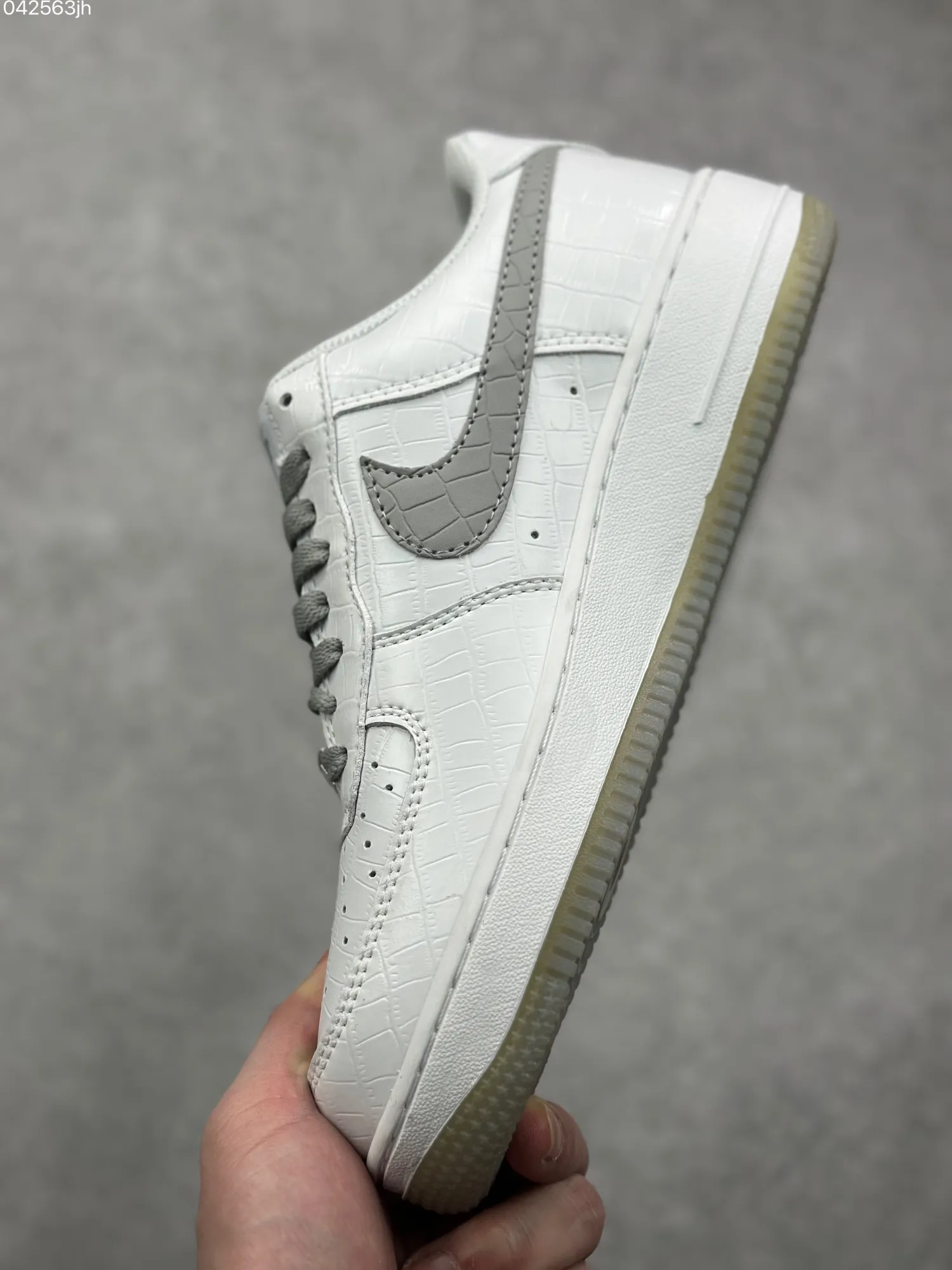 Nike Air Force 1 Low Ladainian Tomlinson – White Grey, Low-Top  Sneakers, Custom Snake Skin Leather, Crystal Sole, High Quality Rep Shoes, SKU: DD0614- StreetReady 1075
