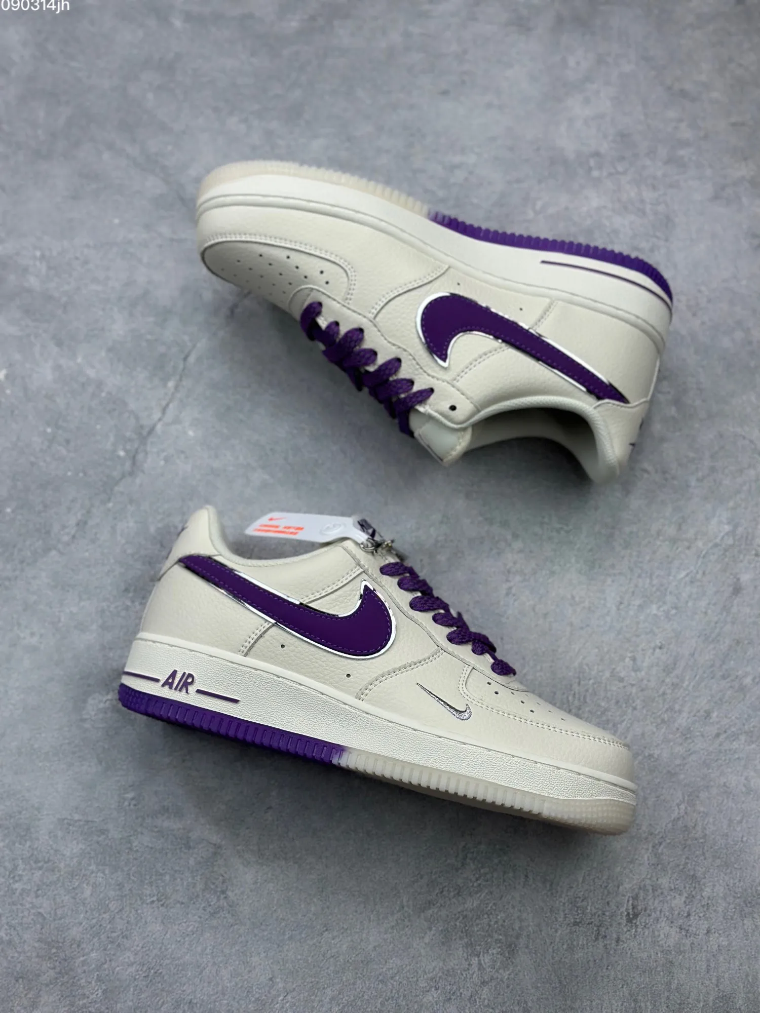 Lightweight Nike Air Force 1 Low ‘Milky Purple’ – Custom Starry Sky Low-Top Rep Shoes with 3M Reflective and Crystal Sole – Best Replica Sneakers Online 1041