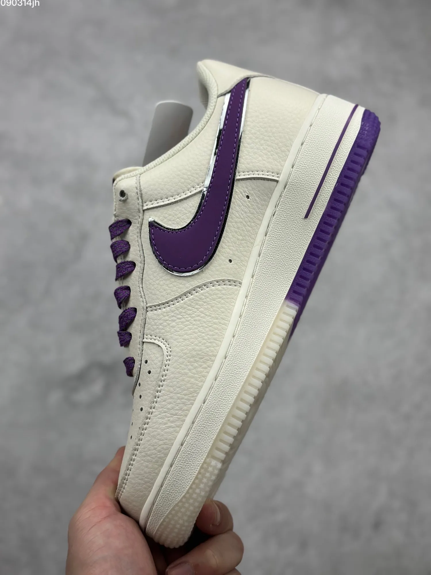 Lightweight Nike Air Force 1 Low ‘Milky Purple’ – Custom Starry Sky Low-Top Rep Shoes with 3M Reflective and Crystal Sole – Best Replica Sneakers Online 1041