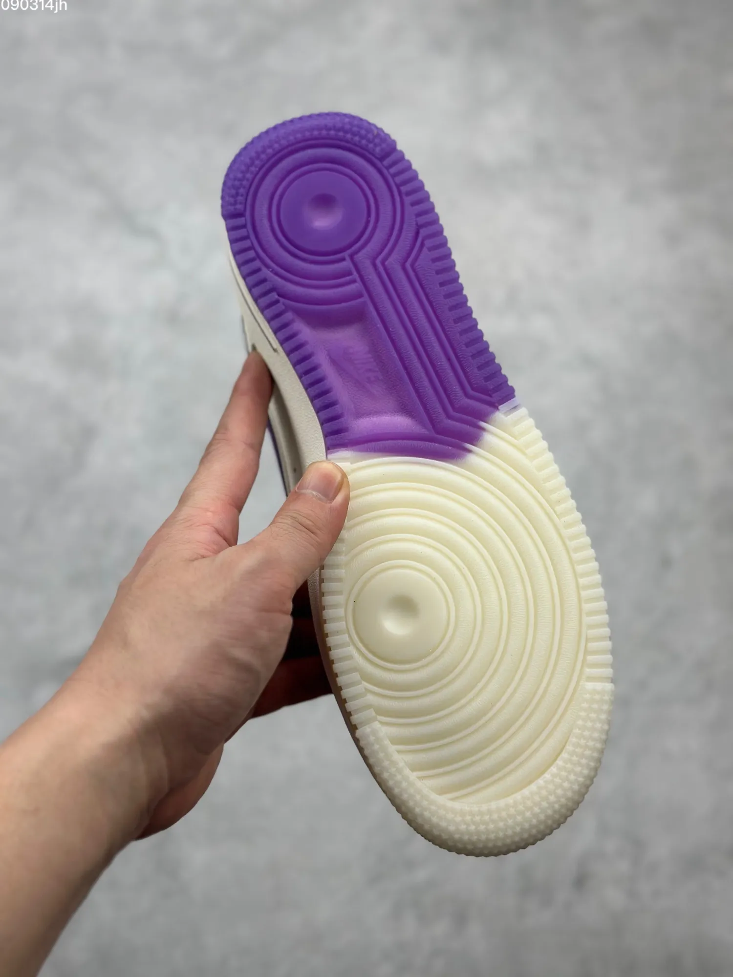 Lightweight Nike Air Force 1 Low ‘Milky Purple’ – Custom Starry Sky Low-Top Rep Shoes with 3M Reflective and Crystal Sole – Best Replica Sneakers Online 1041