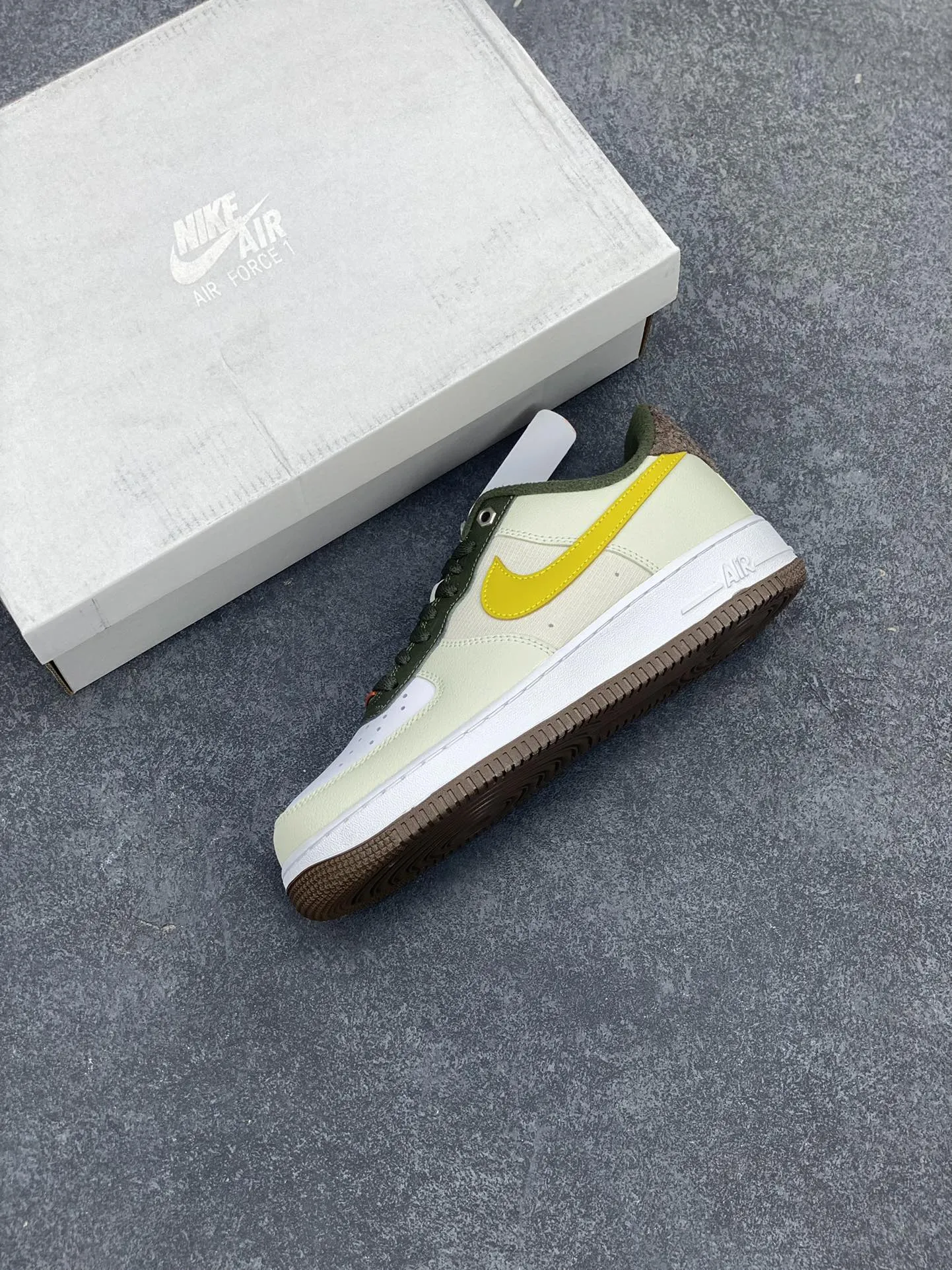 Resilient Nike Air Force 1 Low Mustard Yellow –  Low-Top Casual Sneakers for Men and Women, Top Rep Shoes, Best Replica Sneakers, Style: FV3647- 1053
