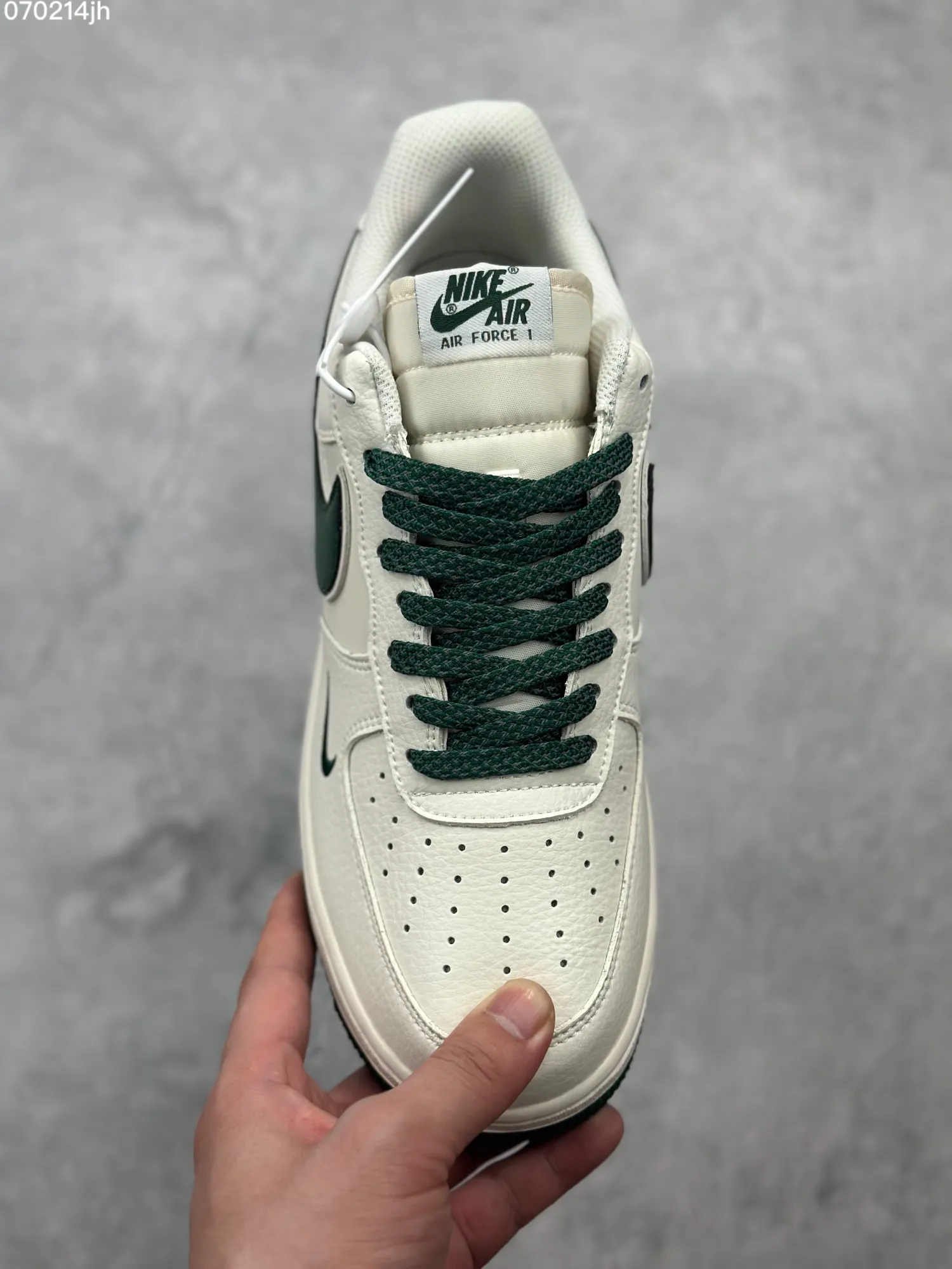 Nike Air Force 1 Low ‘Stussy’ White Green Custom Sneakers with Crystal Sole – Best Replica Sneakers & Rep Shoes Online GoAnywhere 1061