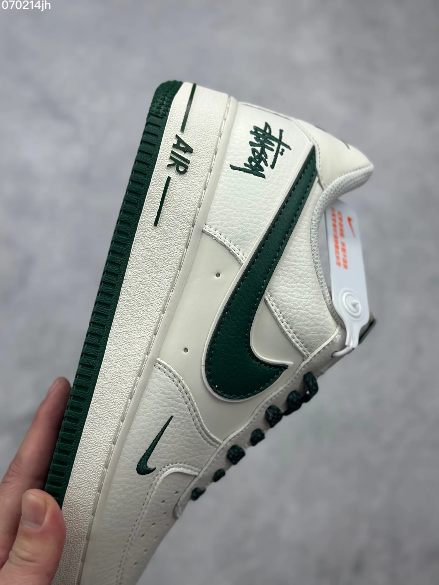 Nike Air Force 1 Low ‘Stussy’ White Green Custom Sneakers with Crystal Sole – Best Replica Sneakers & Rep Shoes Online GoAnywhere 1061