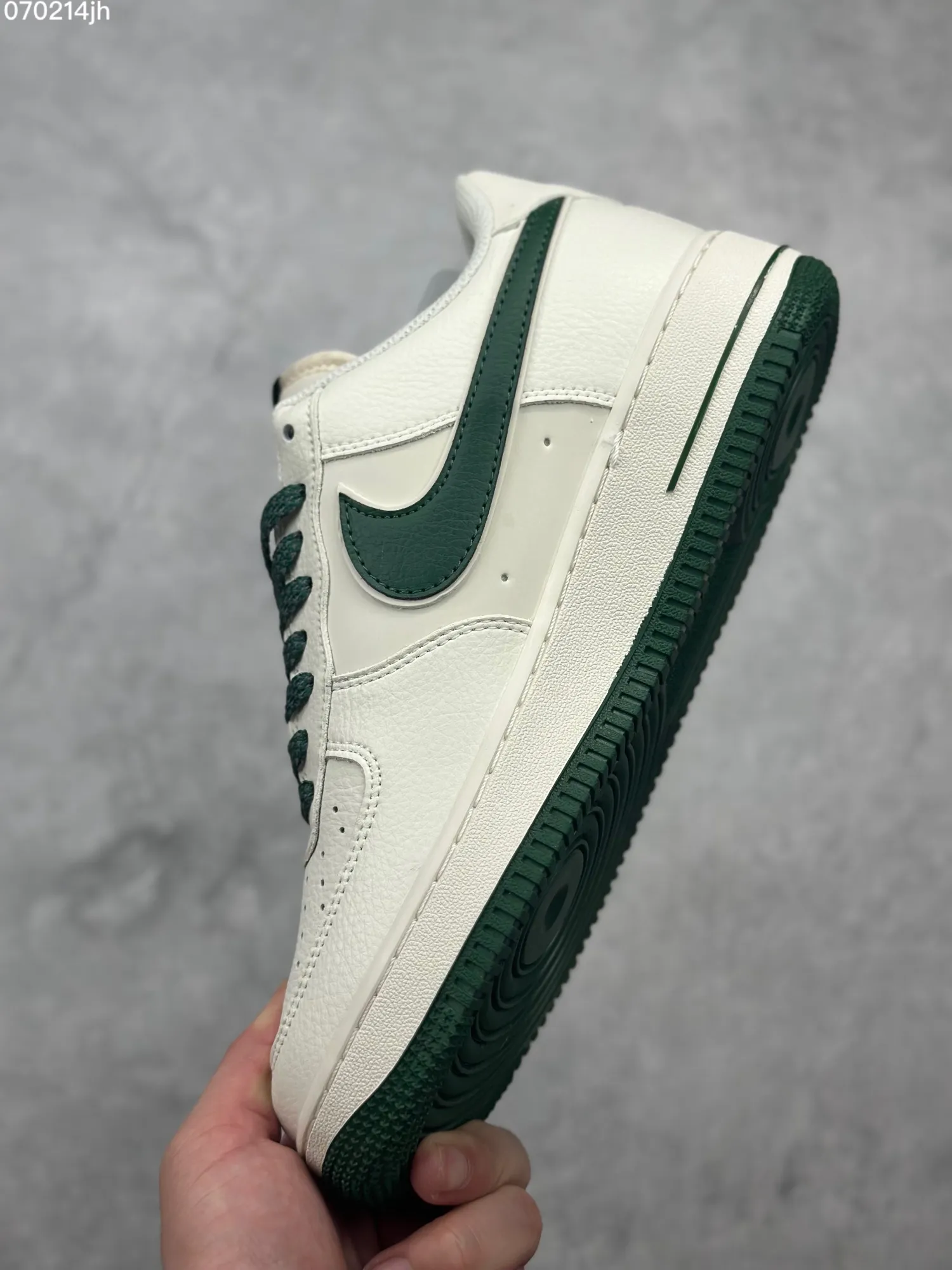 Nike Air Force 1 Low ‘Stussy’ White Green Custom Sneakers with Crystal Sole – Best Replica Sneakers & Rep Shoes Online GoAnywhere 1061