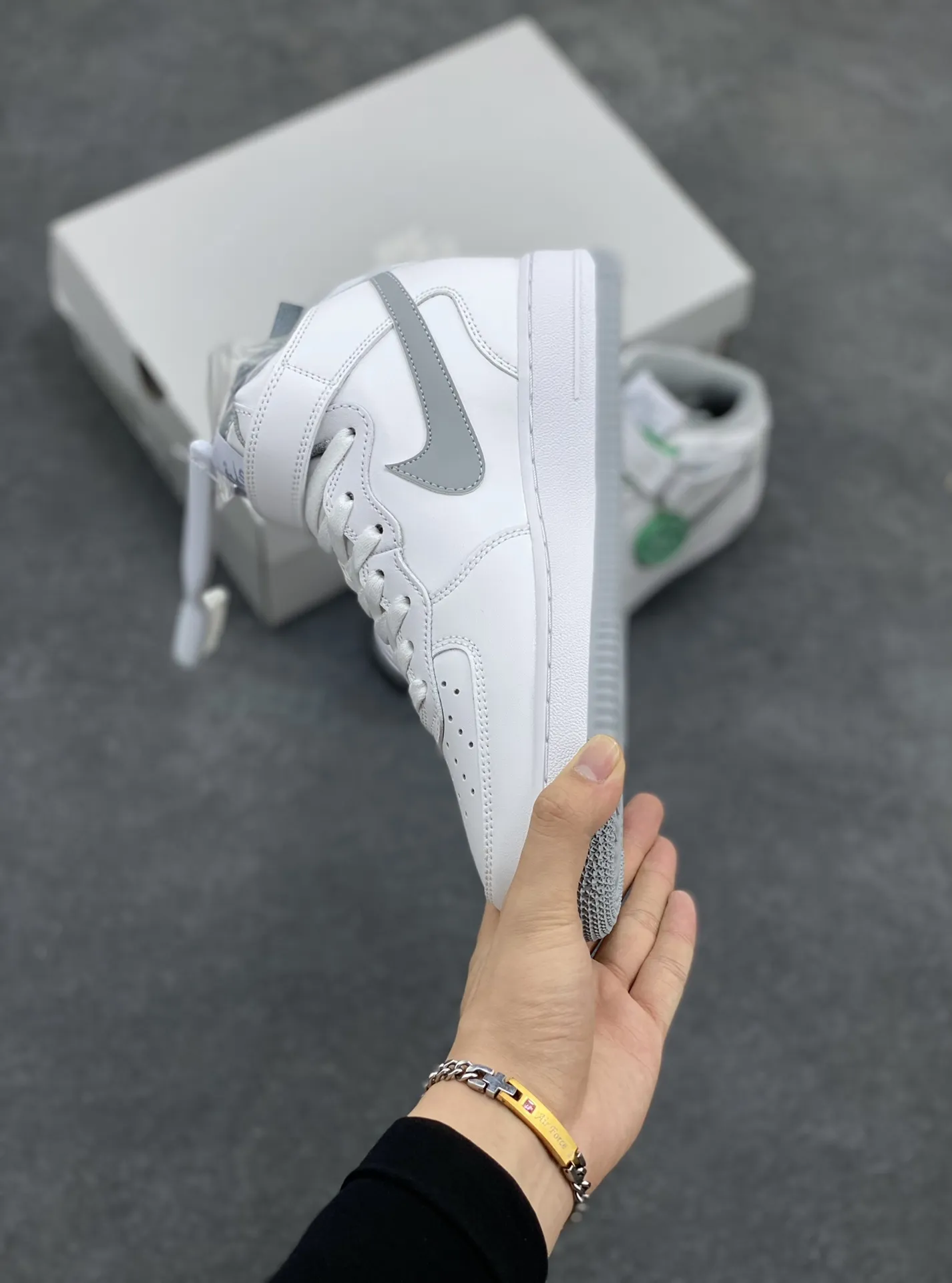 Nike Air Force 1 MID White Grey  Sneakers – DV0806-100 – Original Box with Top Rep Shoes & Best Replica Sneakers Quality Durable 1068