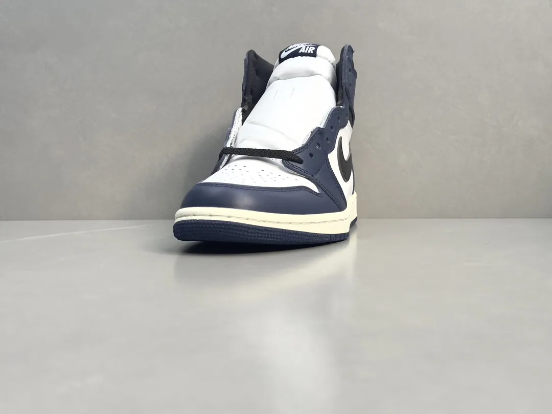 Bold Nike Air Jordan 1 High OG White Blue – Authentic Style Rep Shoes, Top-Quality Best Replica Sneakers, Sizes 36-47 Including Half Sizes 1347