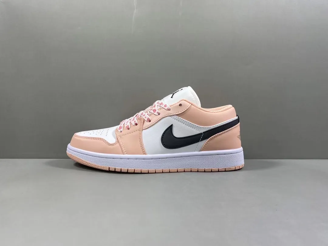 Nike Air Jordan 1 Low ‘Pine Green’ – Men’s Basketball Shoes with Replica Nike Design, Sizes 36-46 Including Half Sizes Supportive 1242