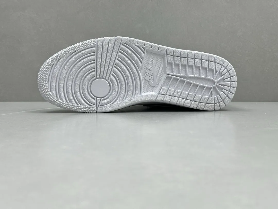 Nike Air Jordan 1 Mid ‘3M Reflective White’ – Authentic Version, Rep Shoes & Replica Nikes, Sizes 36-46 (Including Half Sizes WaterResistant 1231