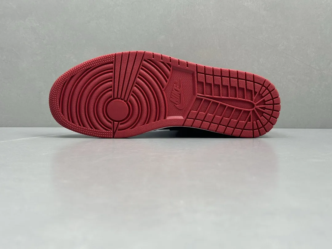 Sporty Nike Air Jordan 1 Mid Banned Black Red Authentic Version – Rep Shoes & Replica Nikes – Sizes 36-46 (Including Half Sizes 1236