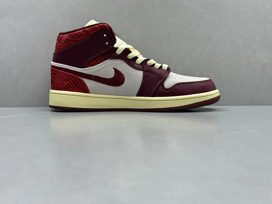 Sustainable Nike Air Jordan 1 Mid China Red Fabric – Men’s Basketball Shoes with Replica Shoes Style, Sizes 36-46 (Including Half Sizes 1198