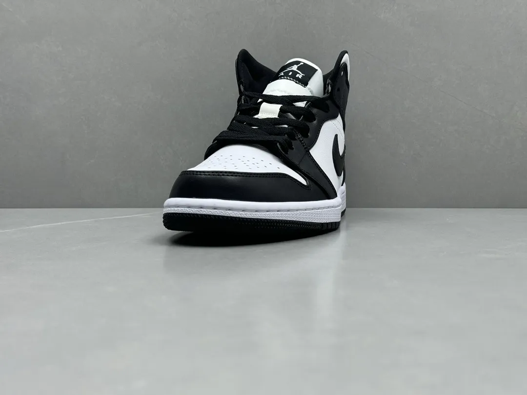 Nike Air Jordan 1 Mid ‘Panda’ – Black White – Authentic Rep Shoes & Replica Nikes Version Elegant 1199