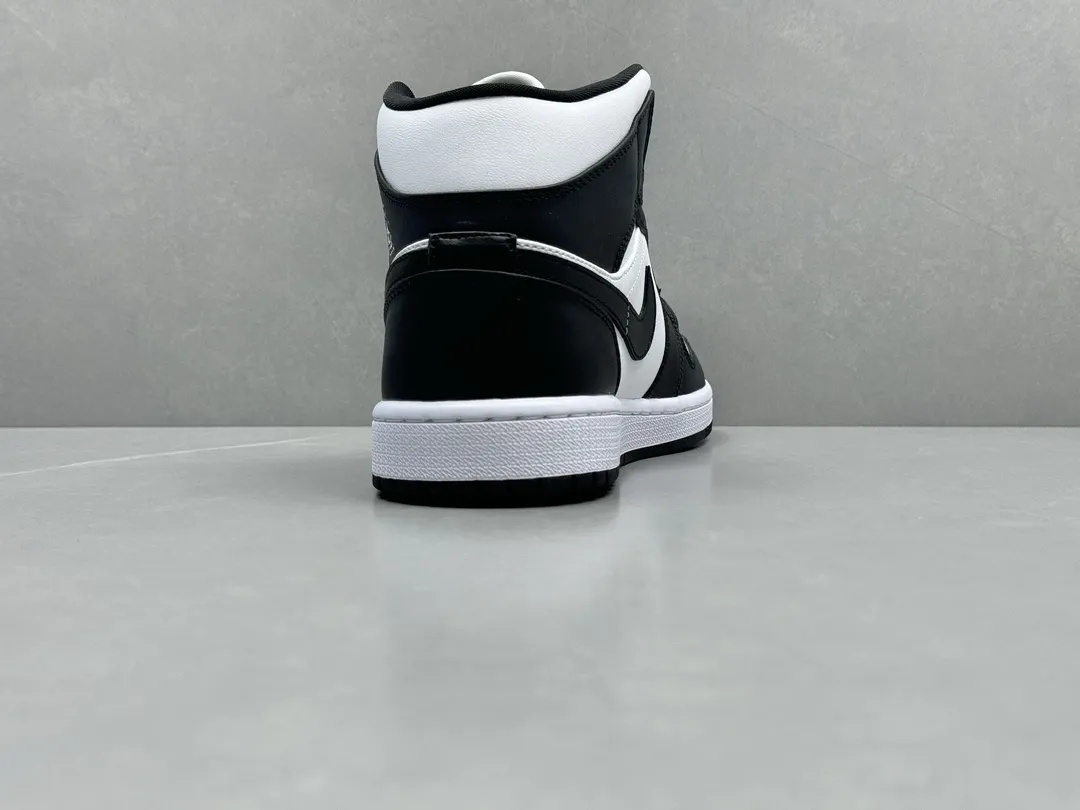 Nike Air Jordan 1 Mid ‘Panda’ – Black White – Authentic Rep Shoes & Replica Nikes Version Elegant 1199