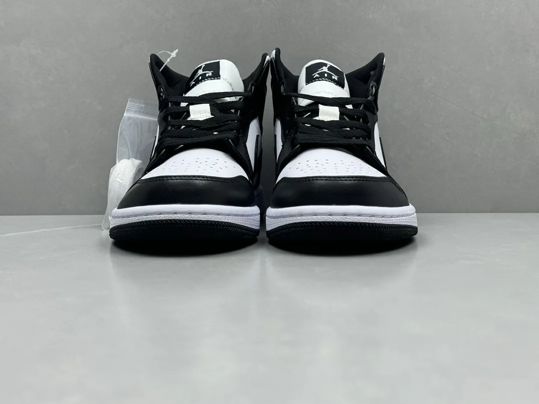 Nike Air Jordan 1 Mid ‘Panda’ – Black White – Authentic Rep Shoes & Replica Nikes Version Elegant 1199
