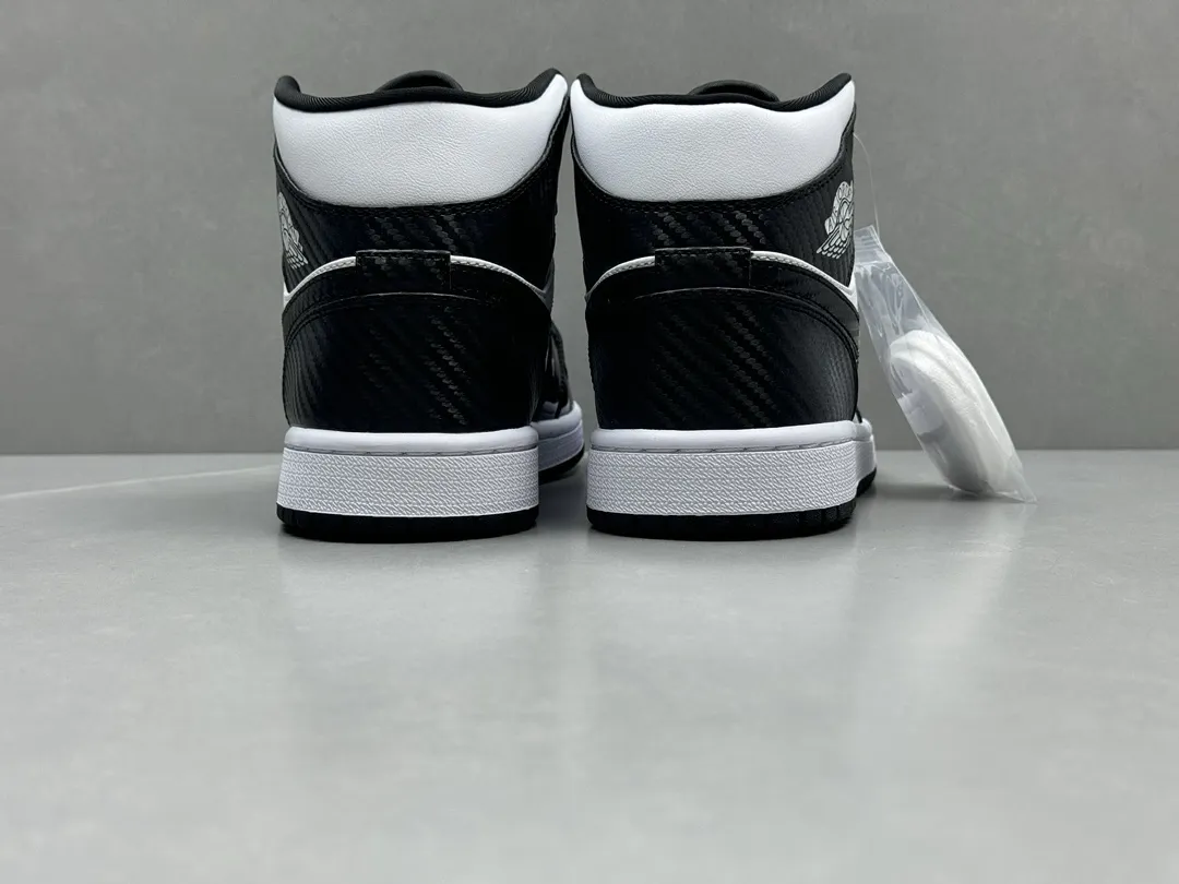 Nike Air Jordan 1 Mid ‘Panda’ – Black White Patent Leather, High-Top Rep Shoes, Replica Sneakers, Sizes 36-46 (Including Half Sizes Comfortable 1209