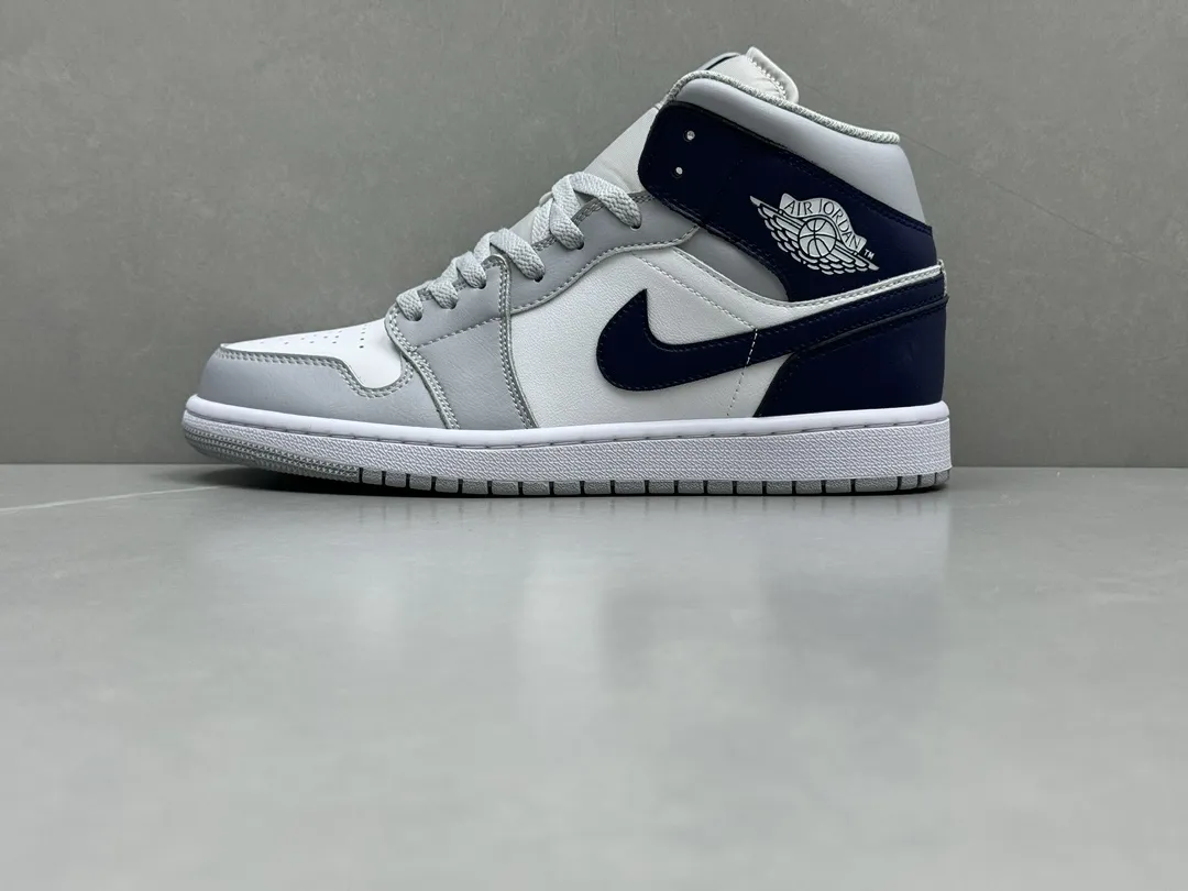 Flexible Nike Air Jordan 1 Mid ‘UNC’ – Grey White Blue – Authentic Rep Shoes Version 1224