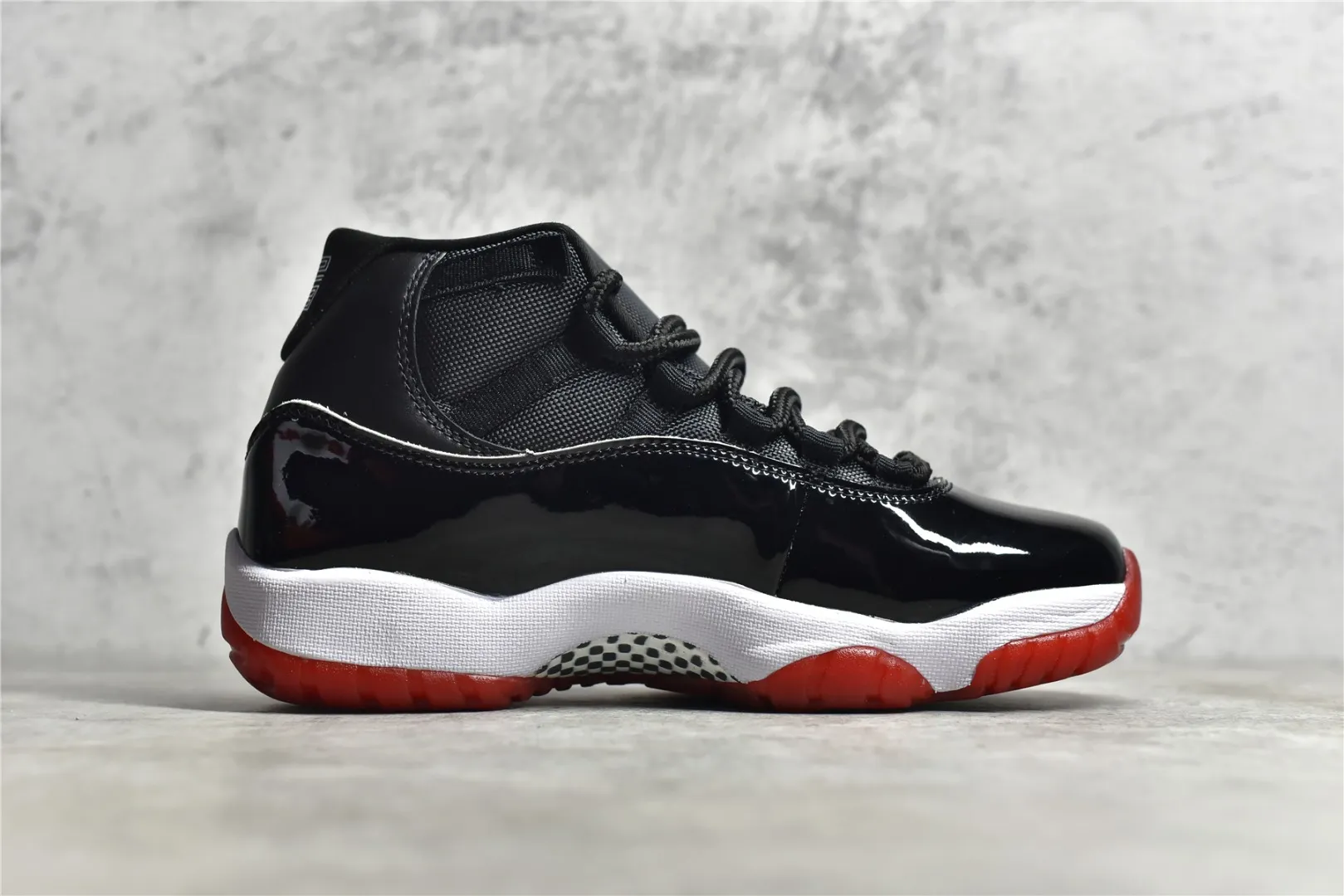 Nike Air Jordan 11 Bred – Authentic Carbon Fiber Edition – Black Red White – High Quality Replica Basketball Shoes Affordable 1096