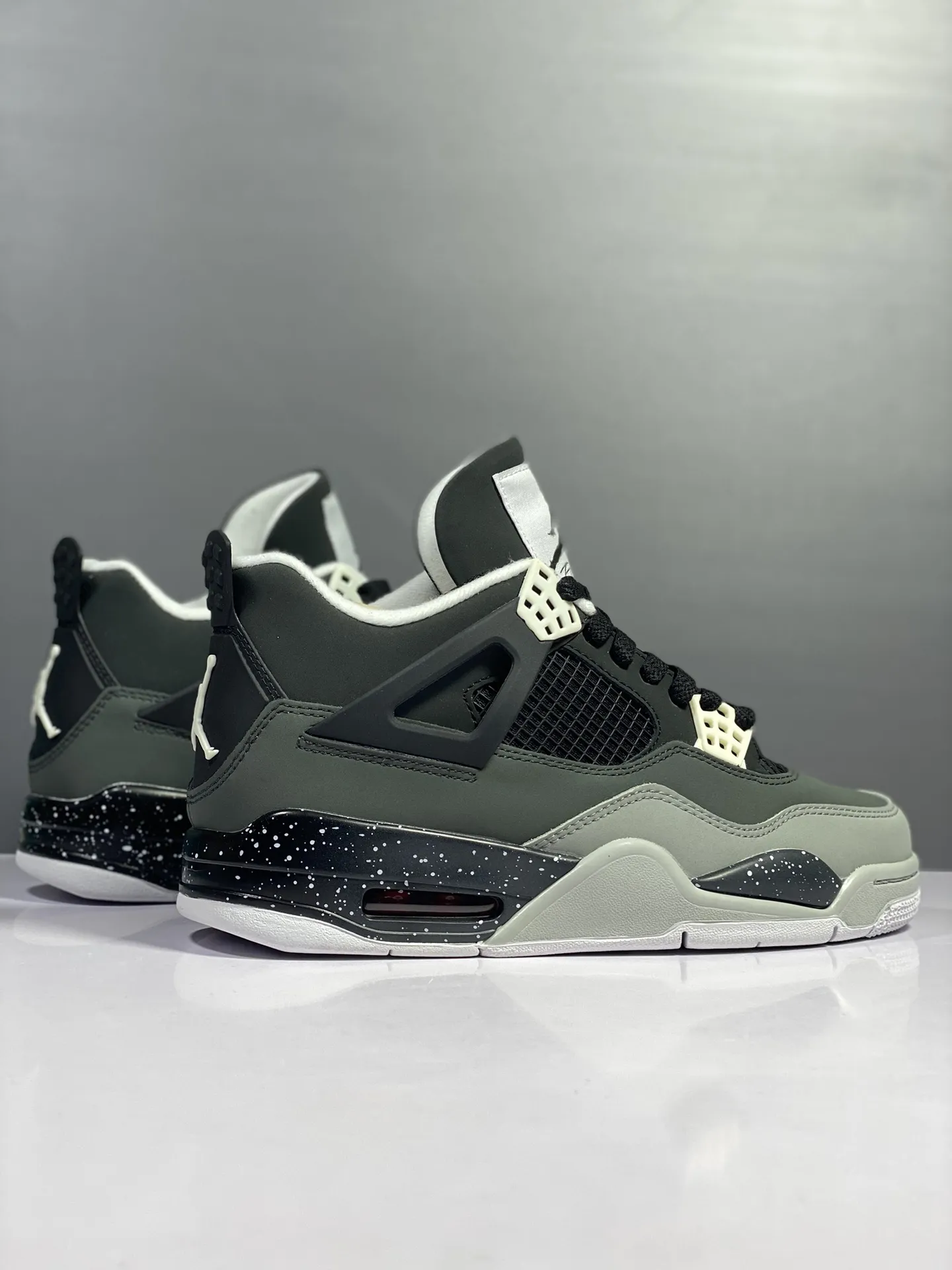 Nike Air Jordan 4 Retro ‘Black Fear’ – Men’s Basketball Shoes – Black White – High Quality Rep Shoes in Various Sizes SportInspired 1156