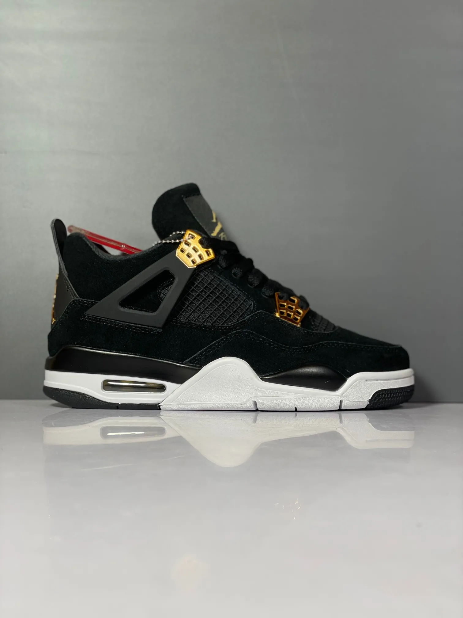 Nike Air Jordan 4 Retro Black Gold Royal Edition – Men’s Basketball Shoes with High Quality Rep Design Elegant 1144