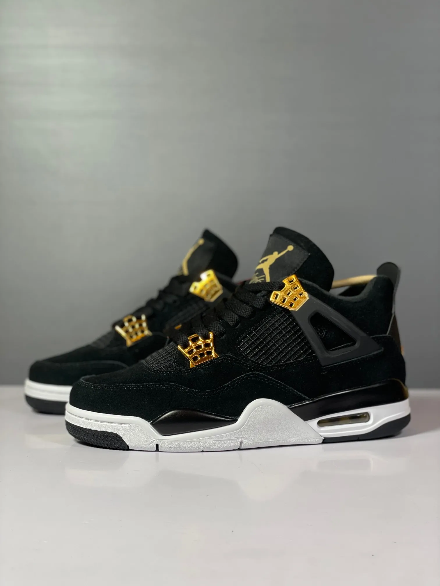 Nike Air Jordan 4 Retro Black Gold Royal Edition – Men’s Basketball Shoes with High Quality Rep Design Elegant 1144