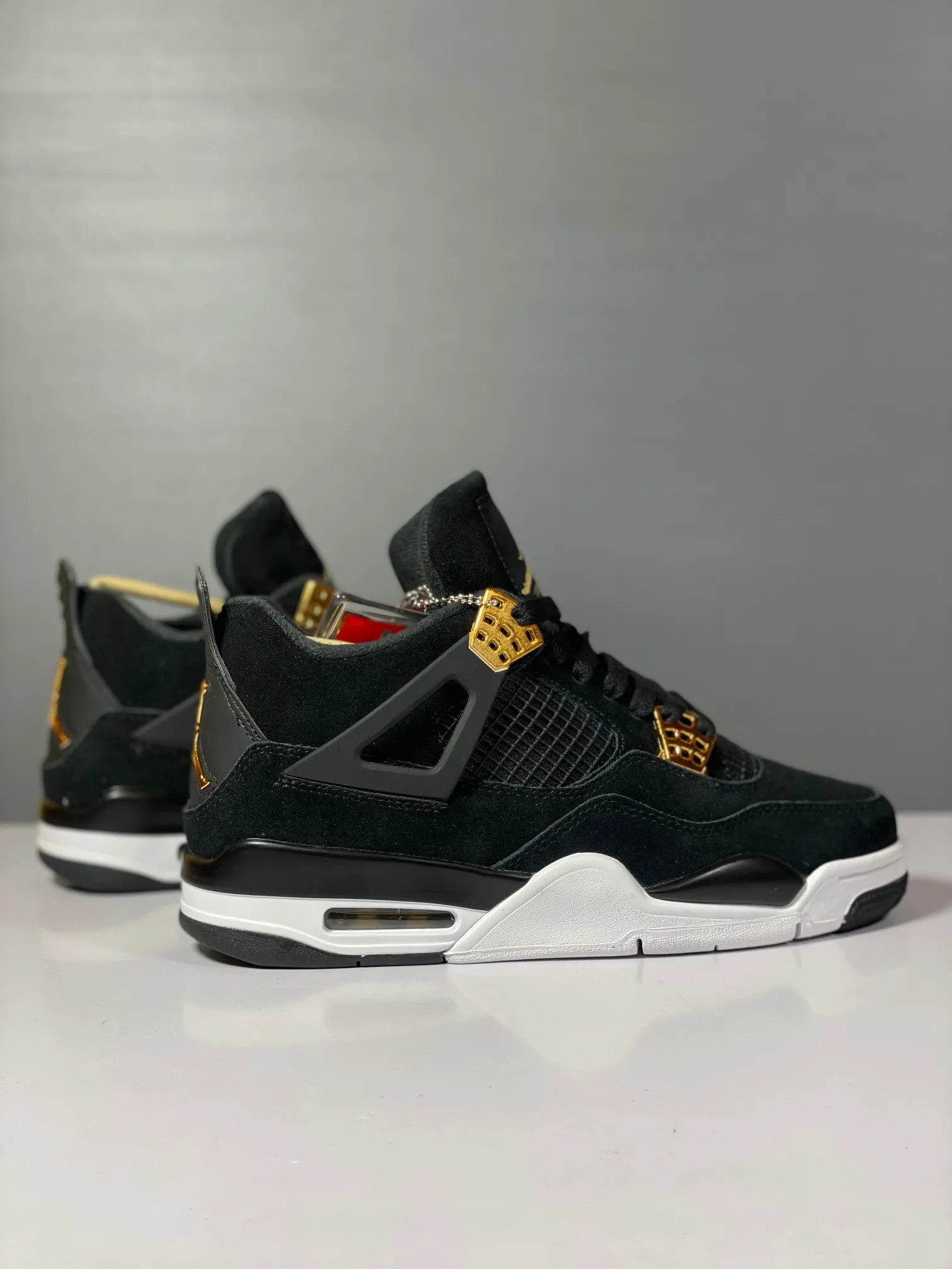 Nike Air Jordan 4 Retro Black Gold Royal Edition – Men’s Basketball Shoes with High Quality Rep Design Elegant 1144