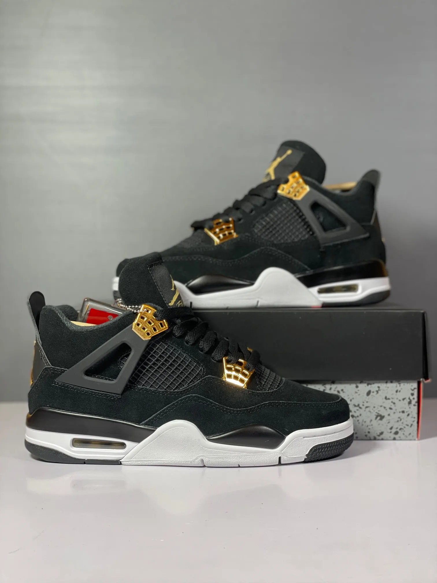 Nike Air Jordan 4 Retro Black Gold Royal Edition – Men’s Basketball Shoes with High Quality Rep Design Elegant 1144