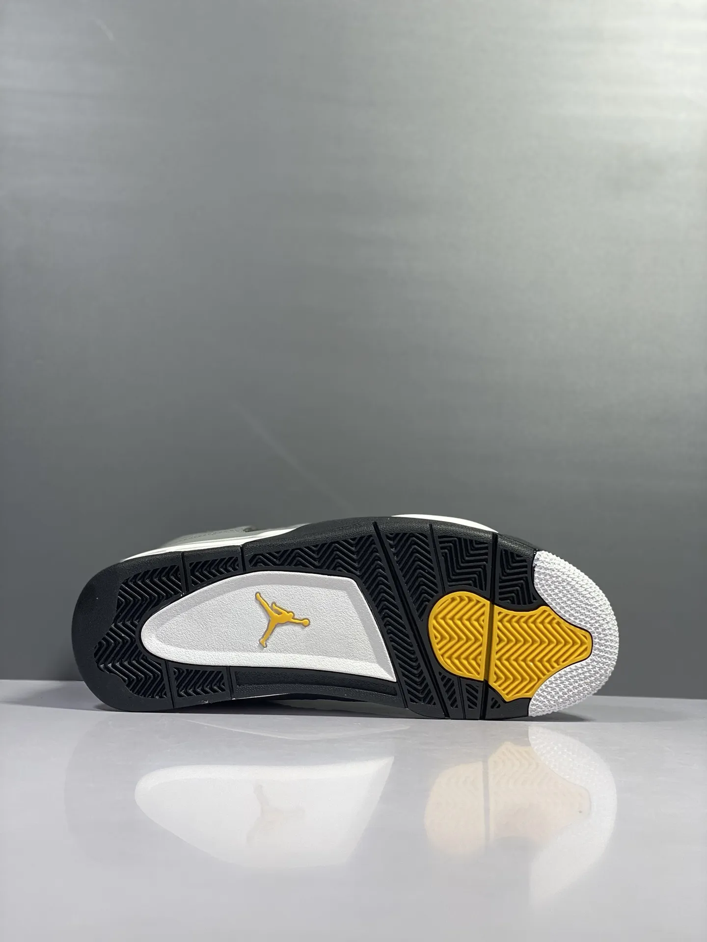 Chic Nike Air Jordan 4 Retro Cool Grey Mouse Grey – Authentic Men’s Basketball Shoes with High Quality Rep Shoes Design 1166