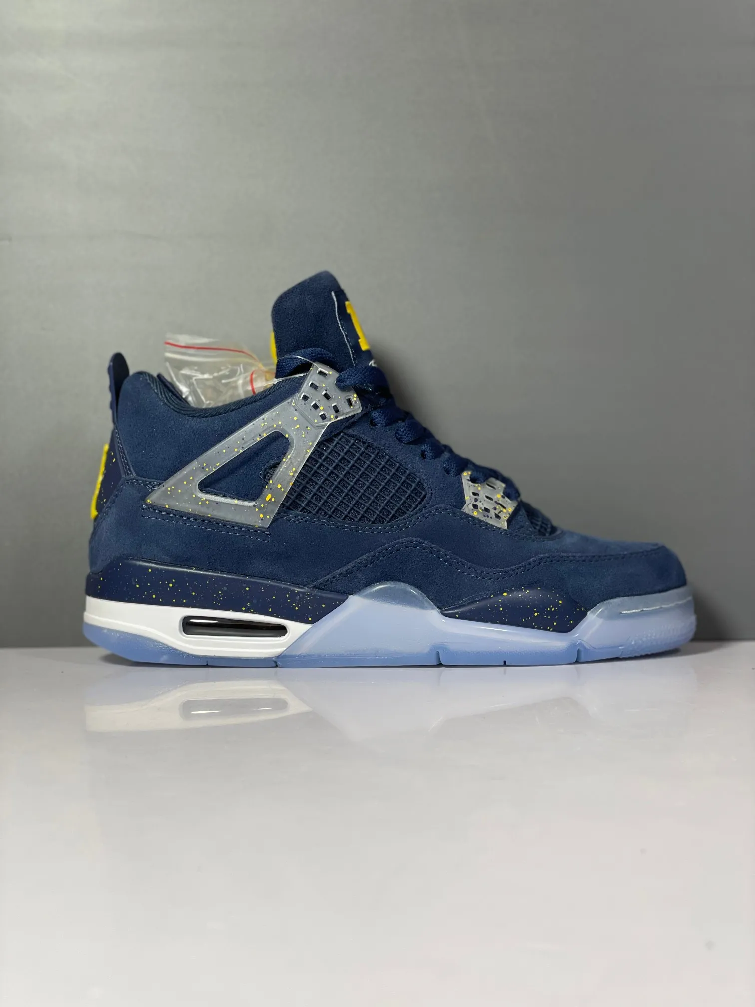 Affordable Nike Air Jordan 4 Retro Michigan Limited Edition – Blue Yellow – Rep Shoes & Replica Sneakers 1173