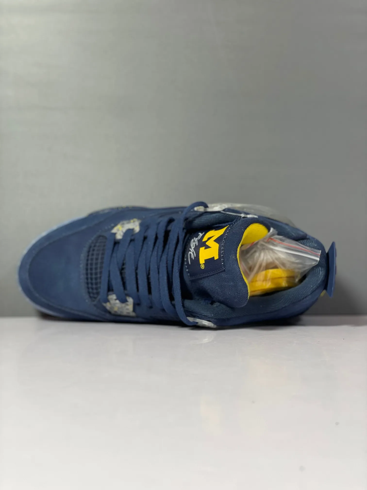 Affordable Nike Air Jordan 4 Retro Michigan Limited Edition – Blue Yellow – Rep Shoes & Replica Sneakers 1173