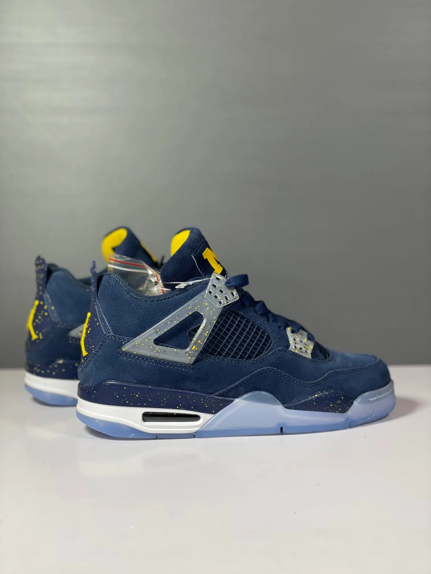 Affordable Nike Air Jordan 4 Retro Michigan Limited Edition – Blue Yellow – Rep Shoes & Replica Sneakers 1173