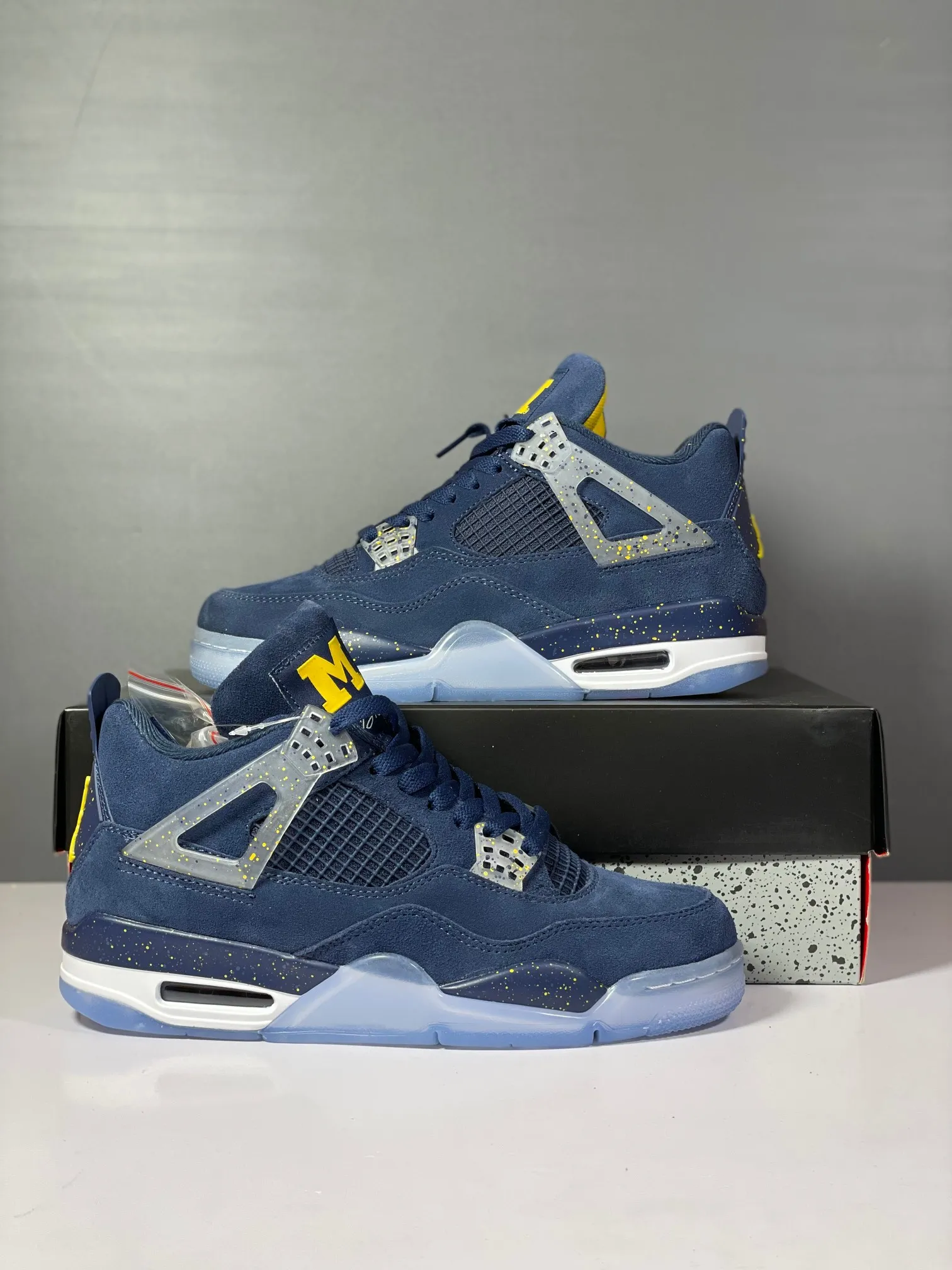 Affordable Nike Air Jordan 4 Retro Michigan Limited Edition – Blue Yellow – Rep Shoes & Replica Sneakers 1173