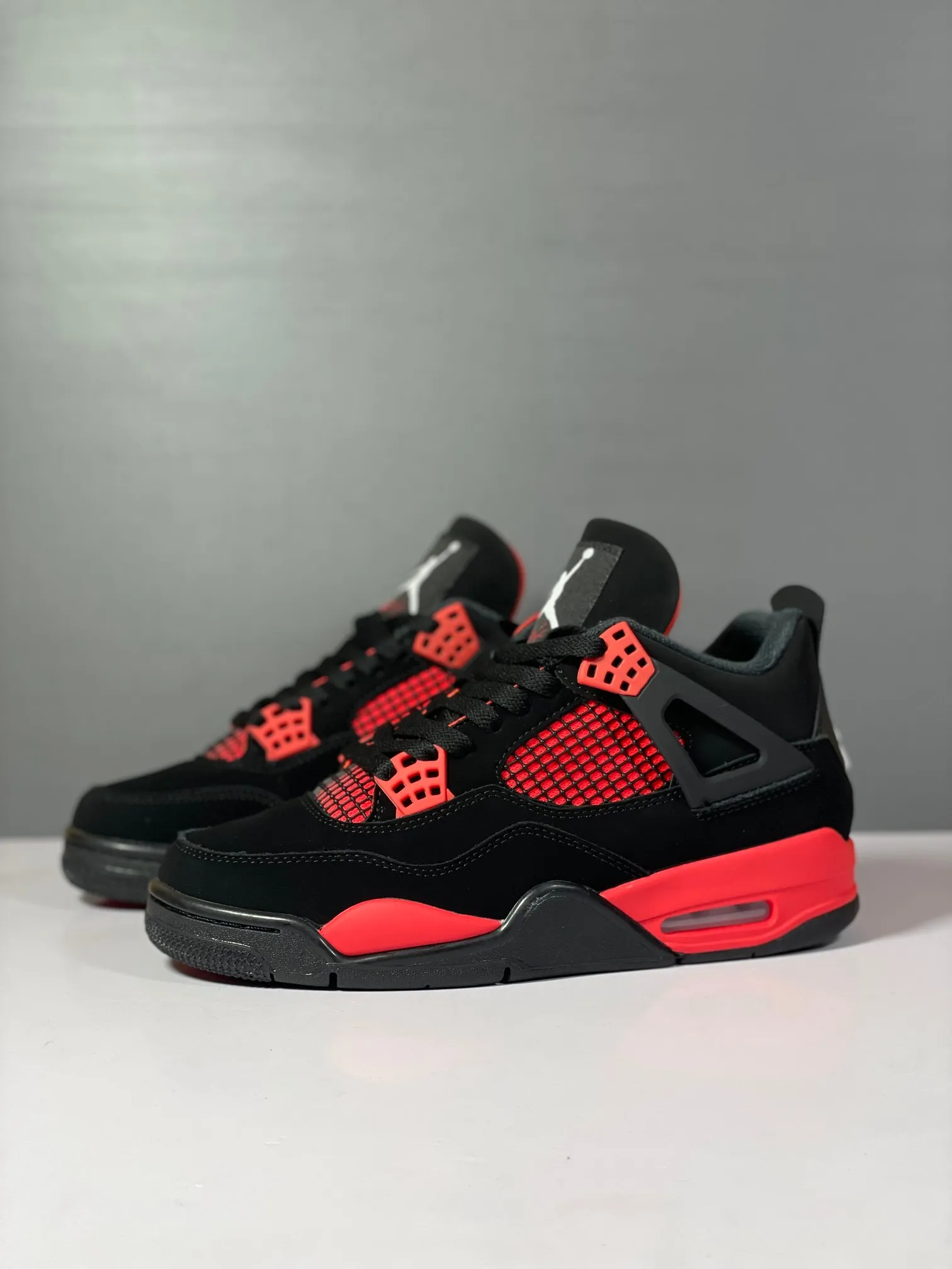 Nike Air Jordan 4 Retro ‘Red Thunder’ – Black Red – Authentic Style with High Quality Rep Shoes Design Neat 1145