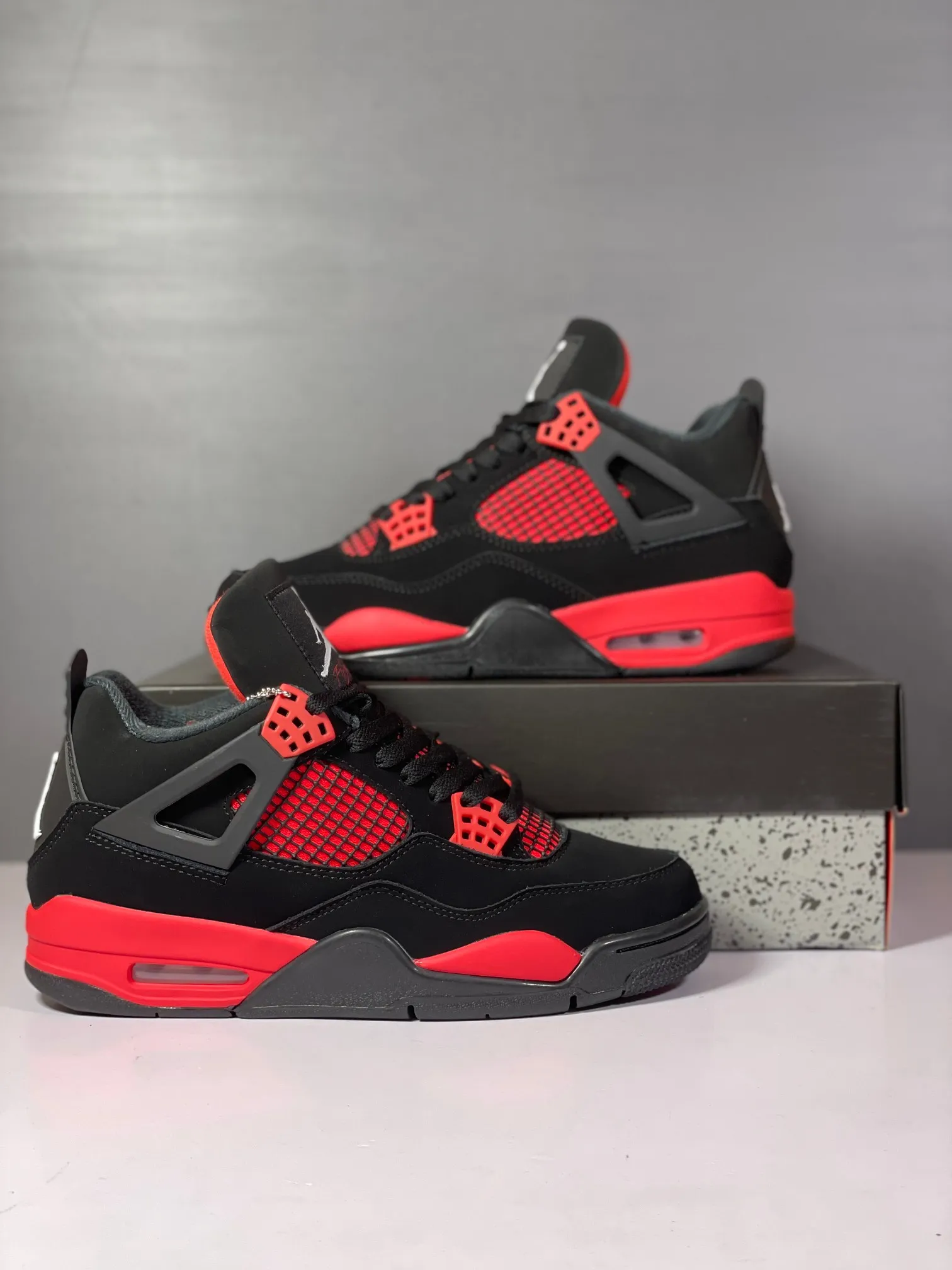 Nike Air Jordan 4 Retro ‘Red Thunder’ – Black Red – Authentic Style with High Quality Rep Shoes Design Neat 1145