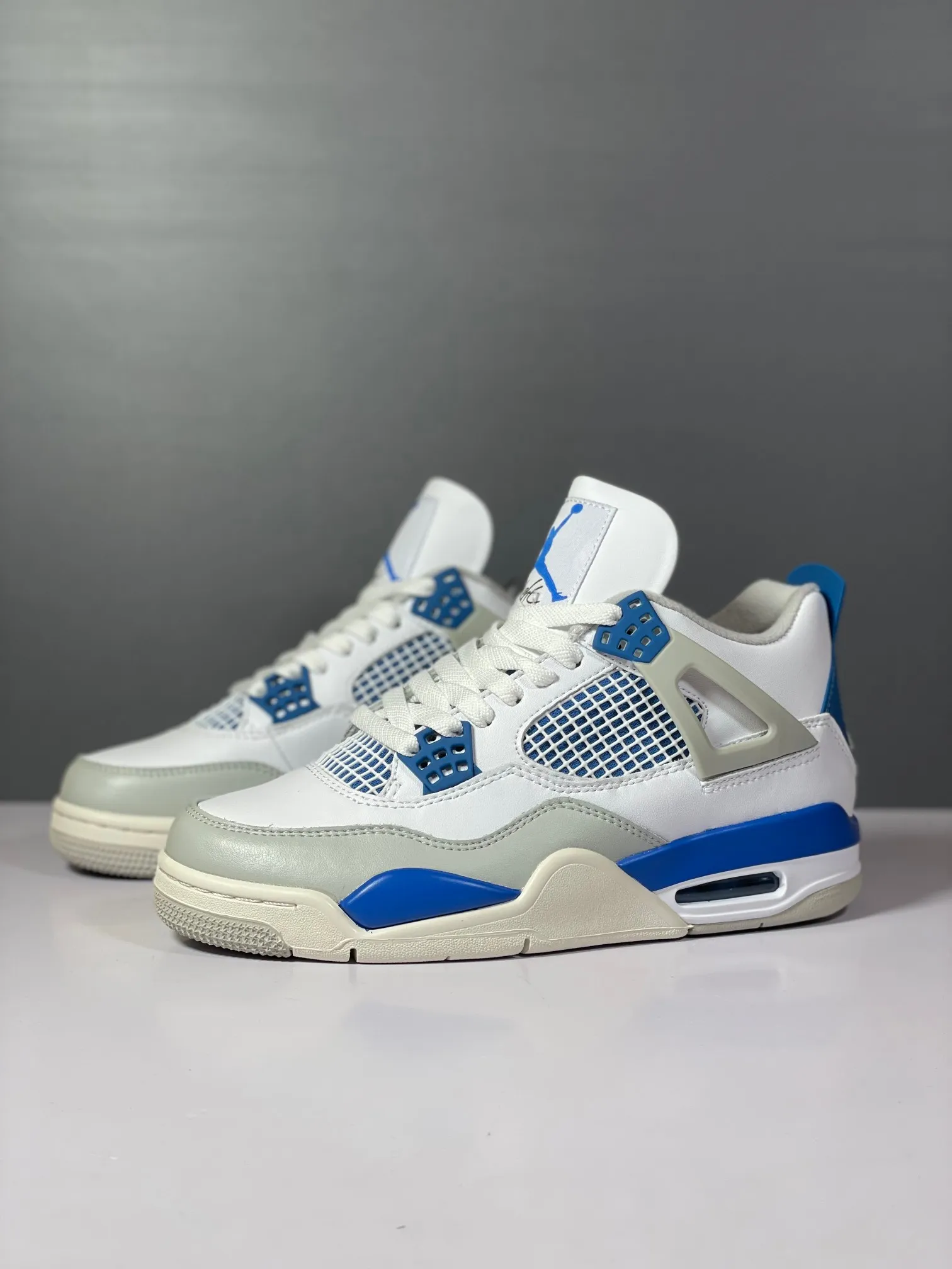 Nike Air Jordan 4 Retro White Blue – Authentic Vintage Style Rep Shoes with High Quality Replica Design NewStyle 1142