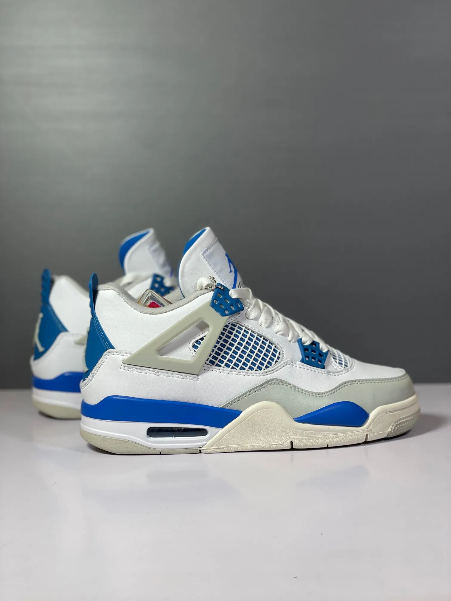 Nike Air Jordan 4 Retro White Blue – Authentic Vintage Style Rep Shoes with High Quality Replica Design NewStyle 1142